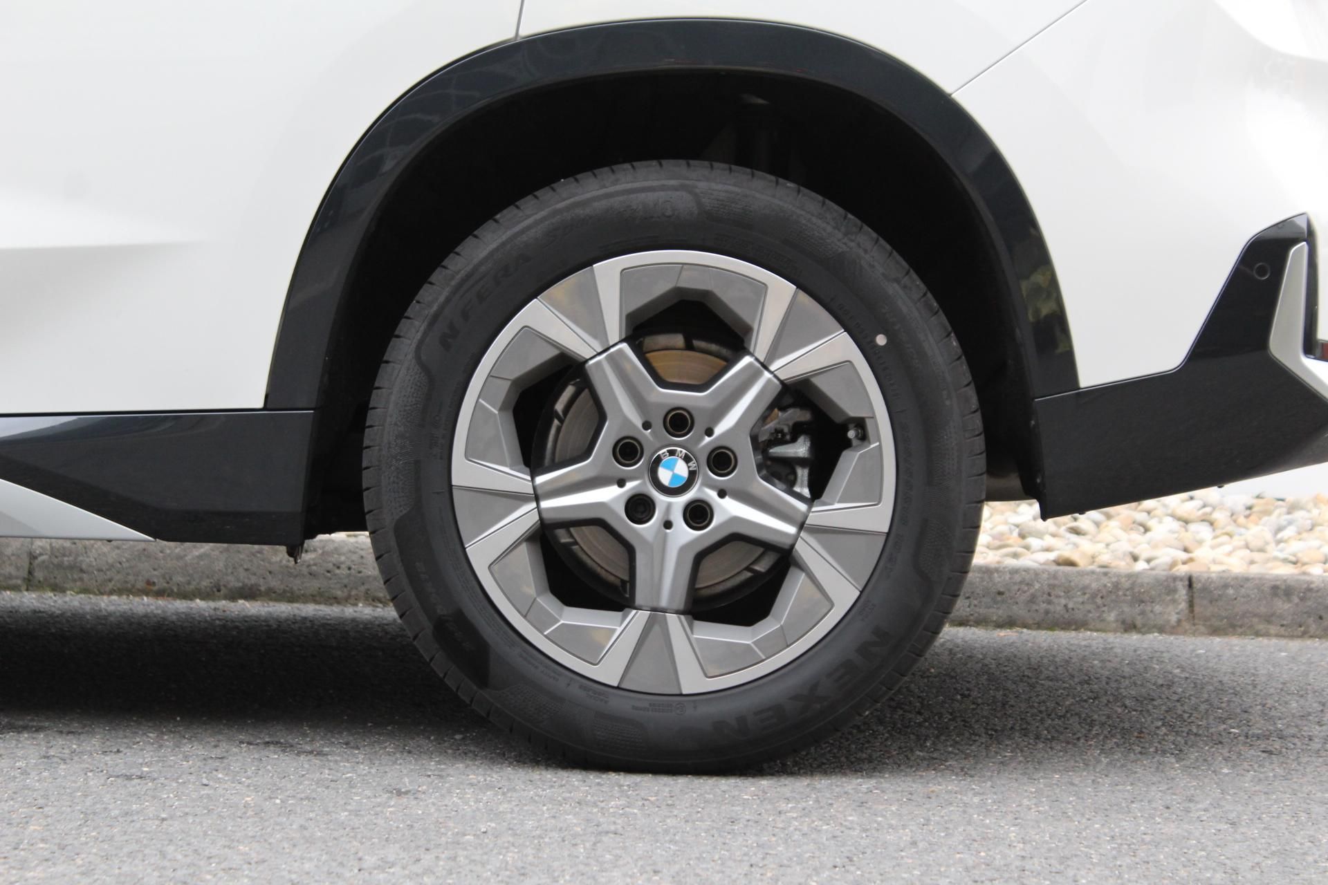 BMW X1, BMW X1 sDrive18i - fotka 6
