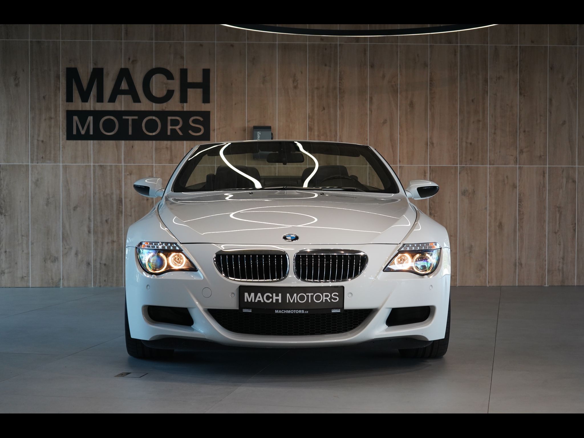 BMW M6, Cabrio, V10,Head-up,Soft-close - fotka 3