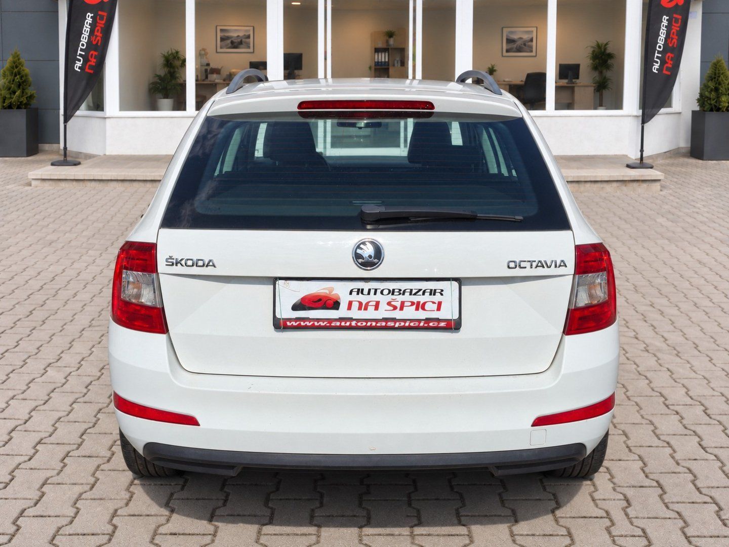 Škoda Octavia, 1.6TDI 81kW -1.MAJITEL-DPH - fotka 6