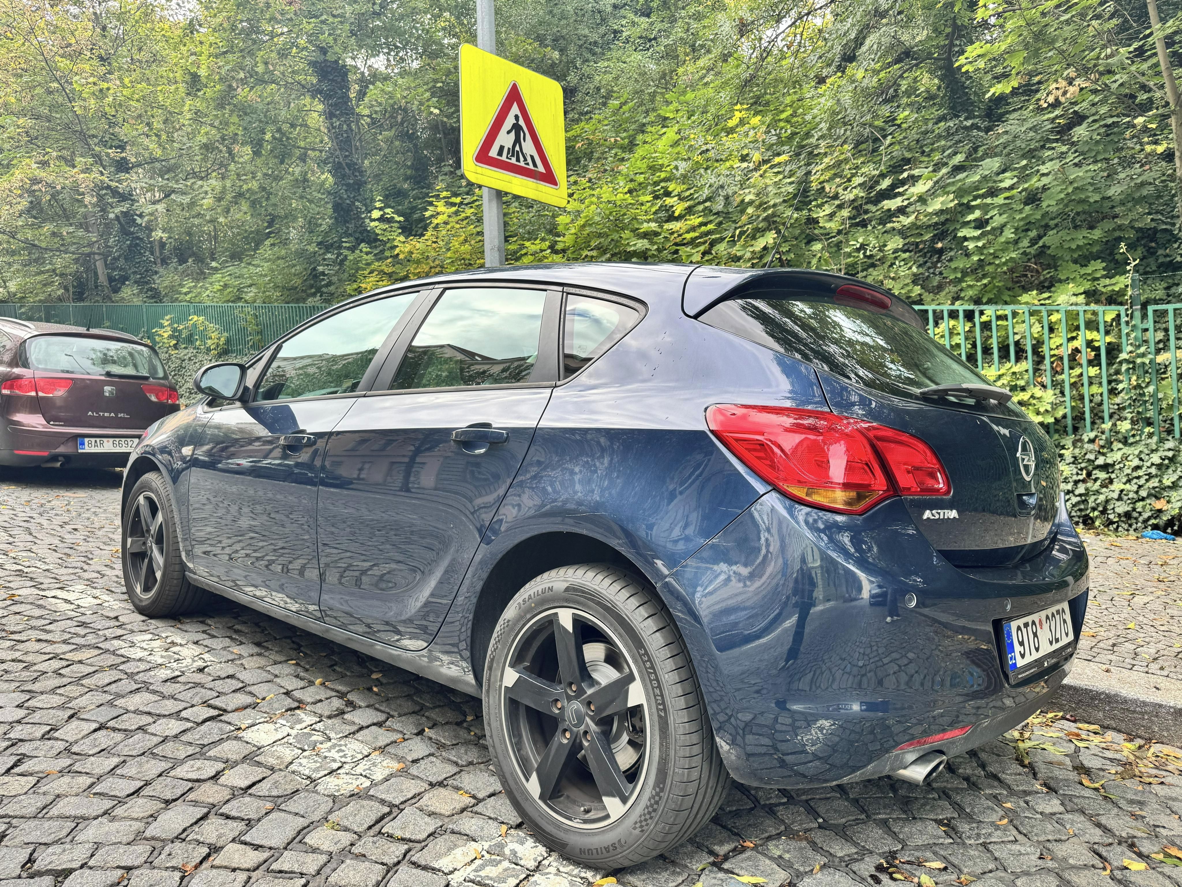 Opel Astra, 2.0 CDTi 121 kW - po servisu - fotka 6
