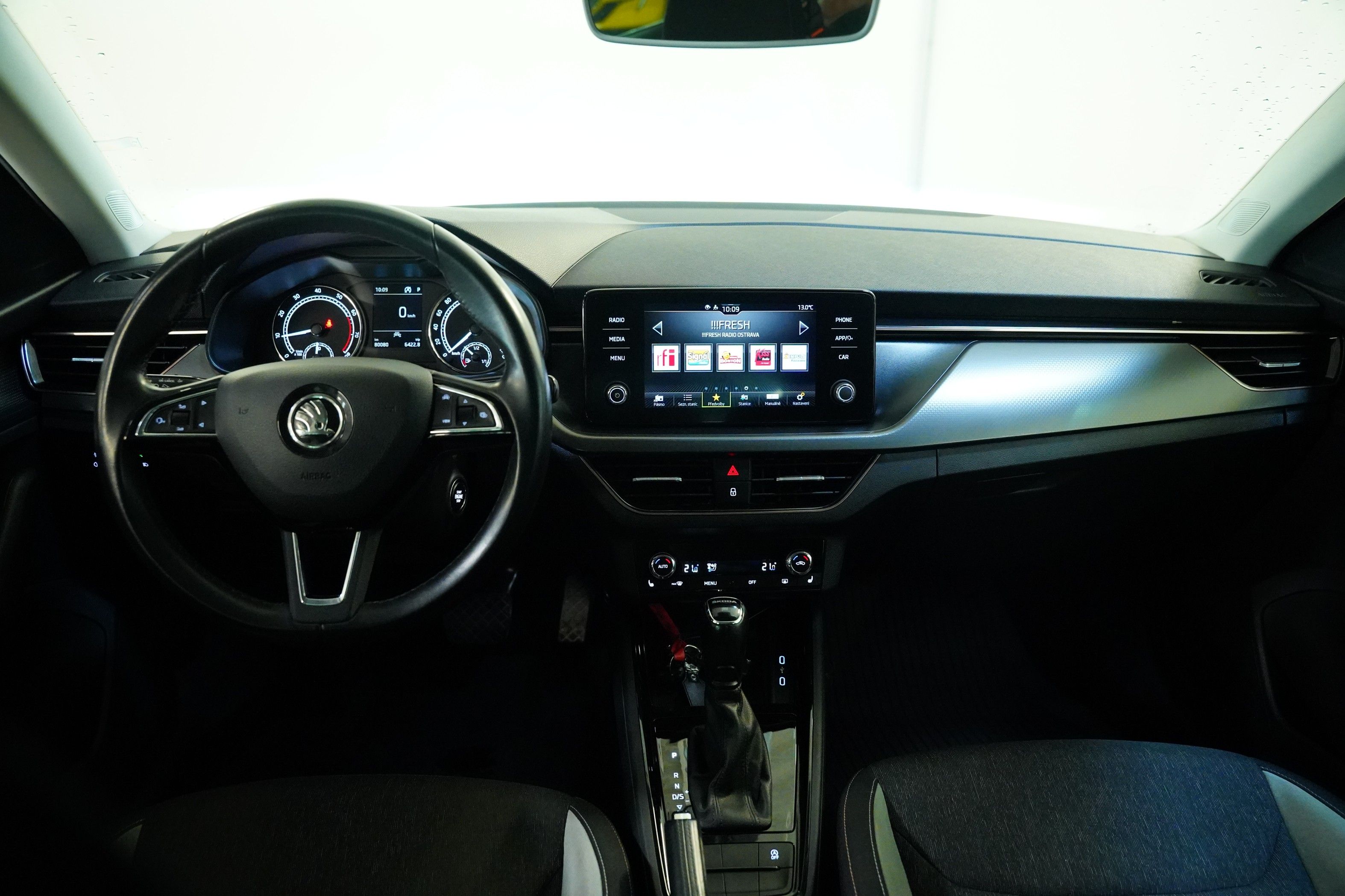 Škoda Scala, 1.5 TSI 110 kW DSG Style - fotka 5