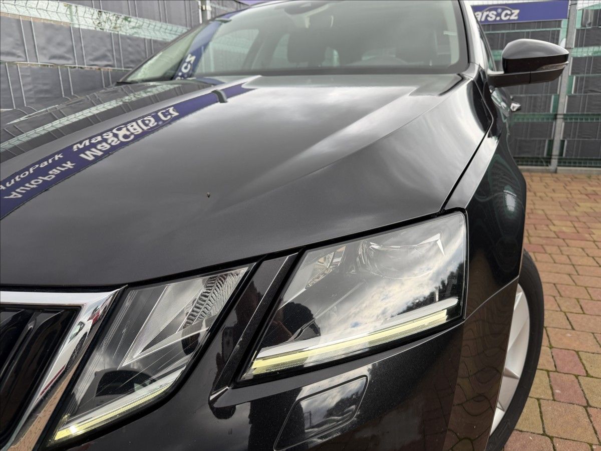Škoda Octavia, III 1.6 TDI Style DSG/Panorama - fotka 5