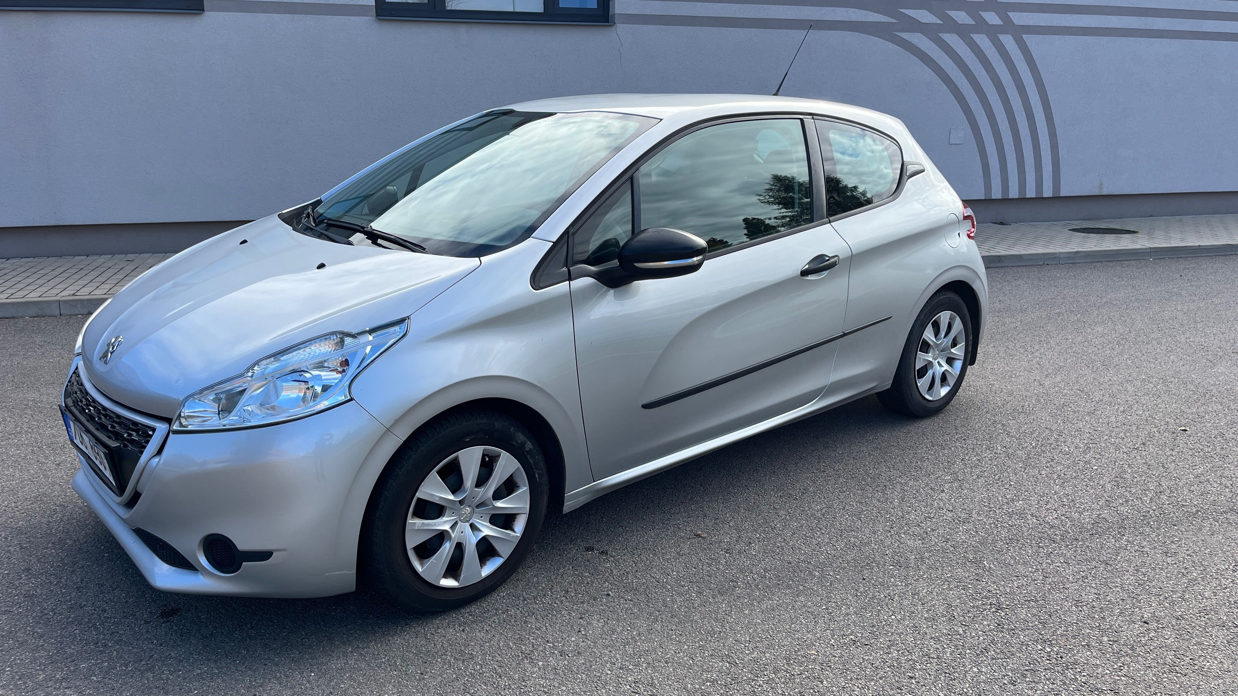 Peugeot 208, Peugeot 208 , 1.0 / 50 kW 3dv