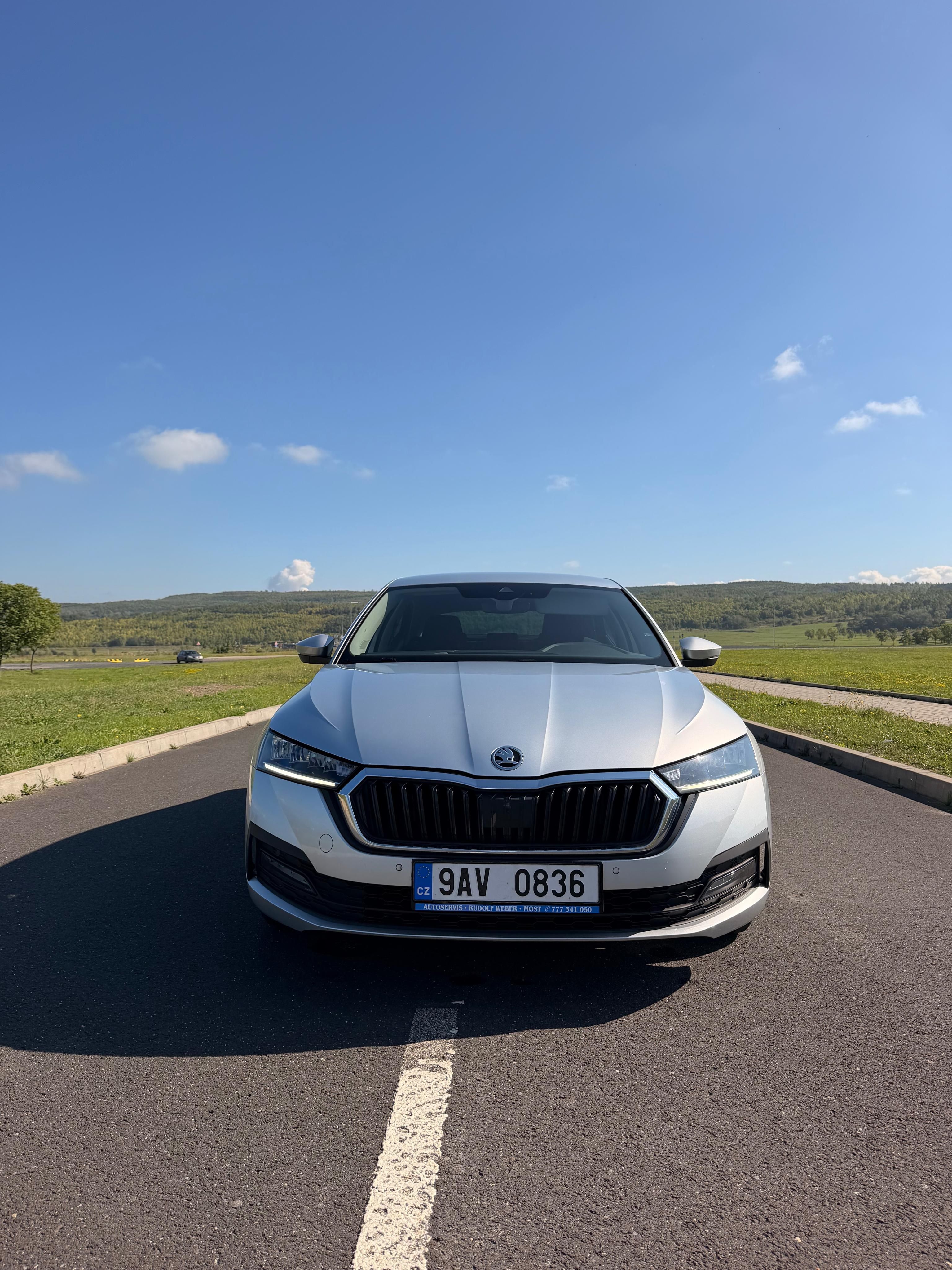 Škoda Octavia, 2.0TDI DSG NEHAVAROVANÉ ČR