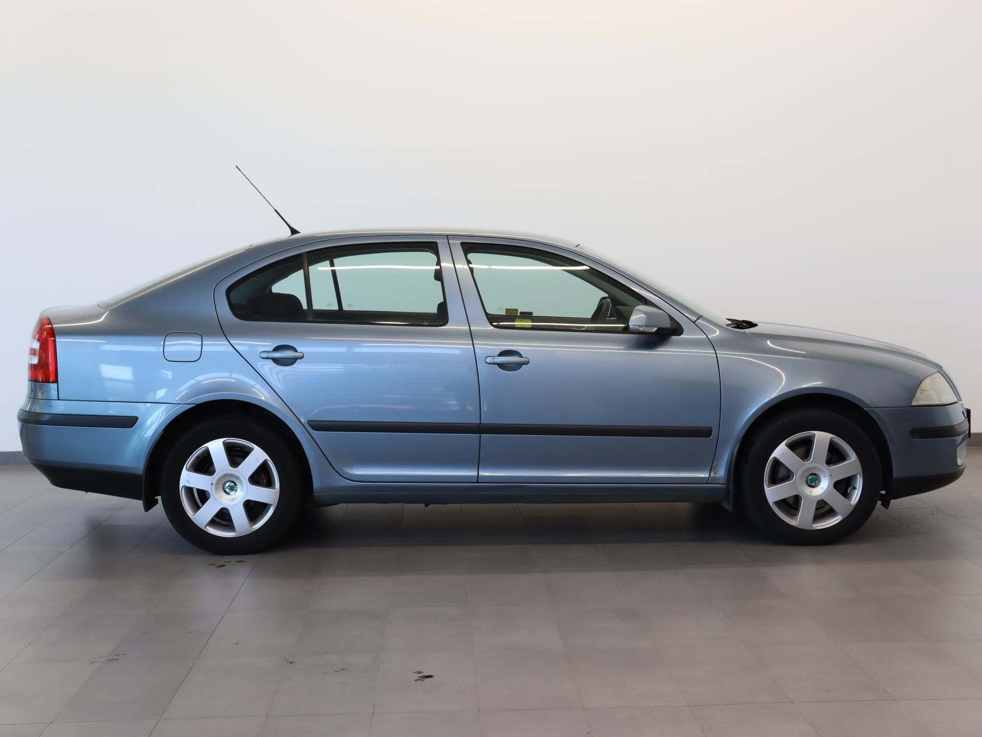 Škoda Octavia, AMBIENTE 1,8 TSI 118 kW - fotka 3