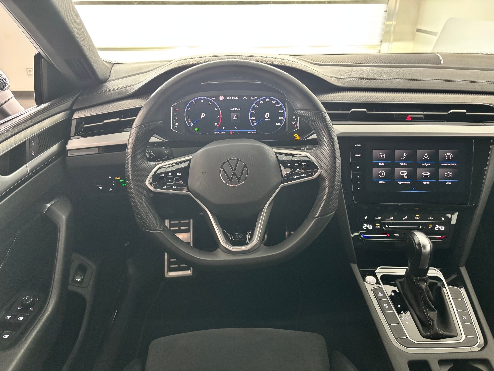 Volkswagen Arteon Shooting Brake, R-Line 2.0 TSI (140kW/190k) DS - fotka 5