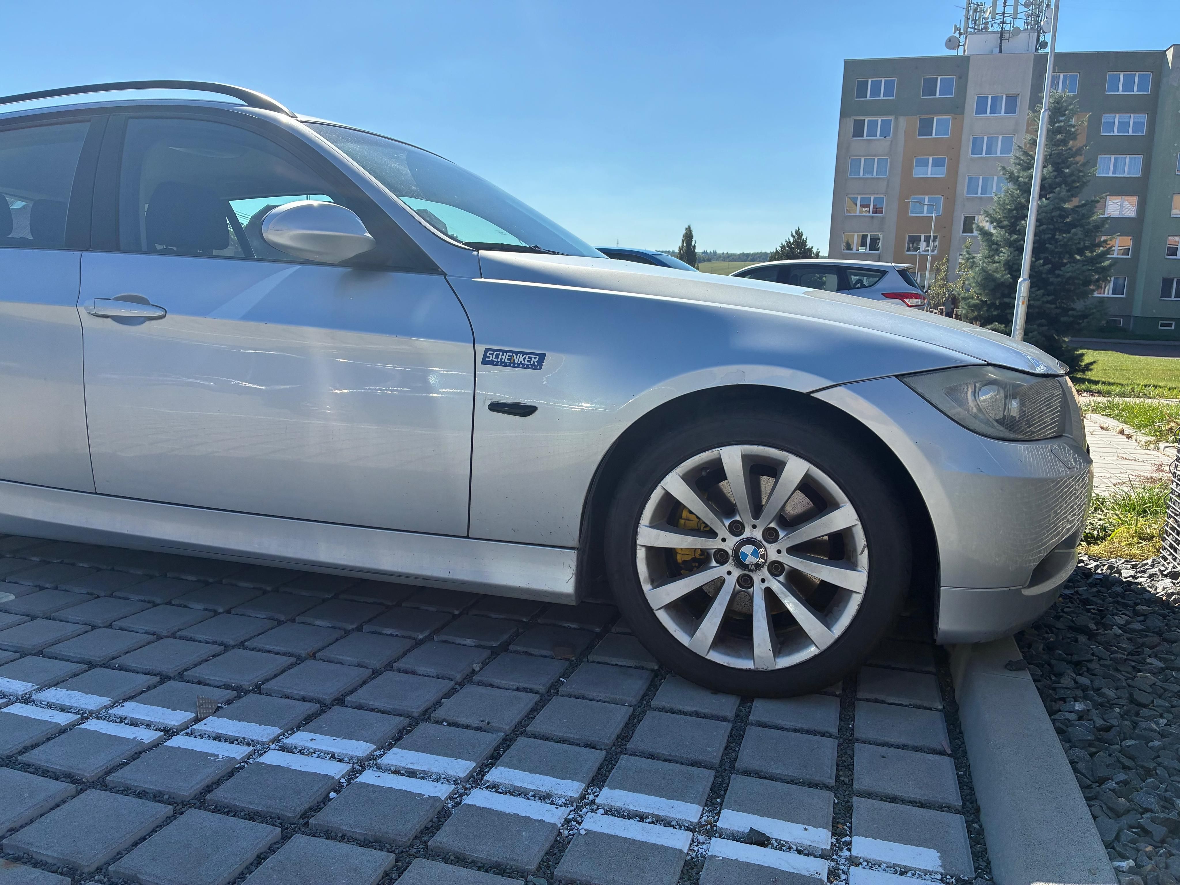 BMW Řada 3, BMW e91 320 D - fotka 5