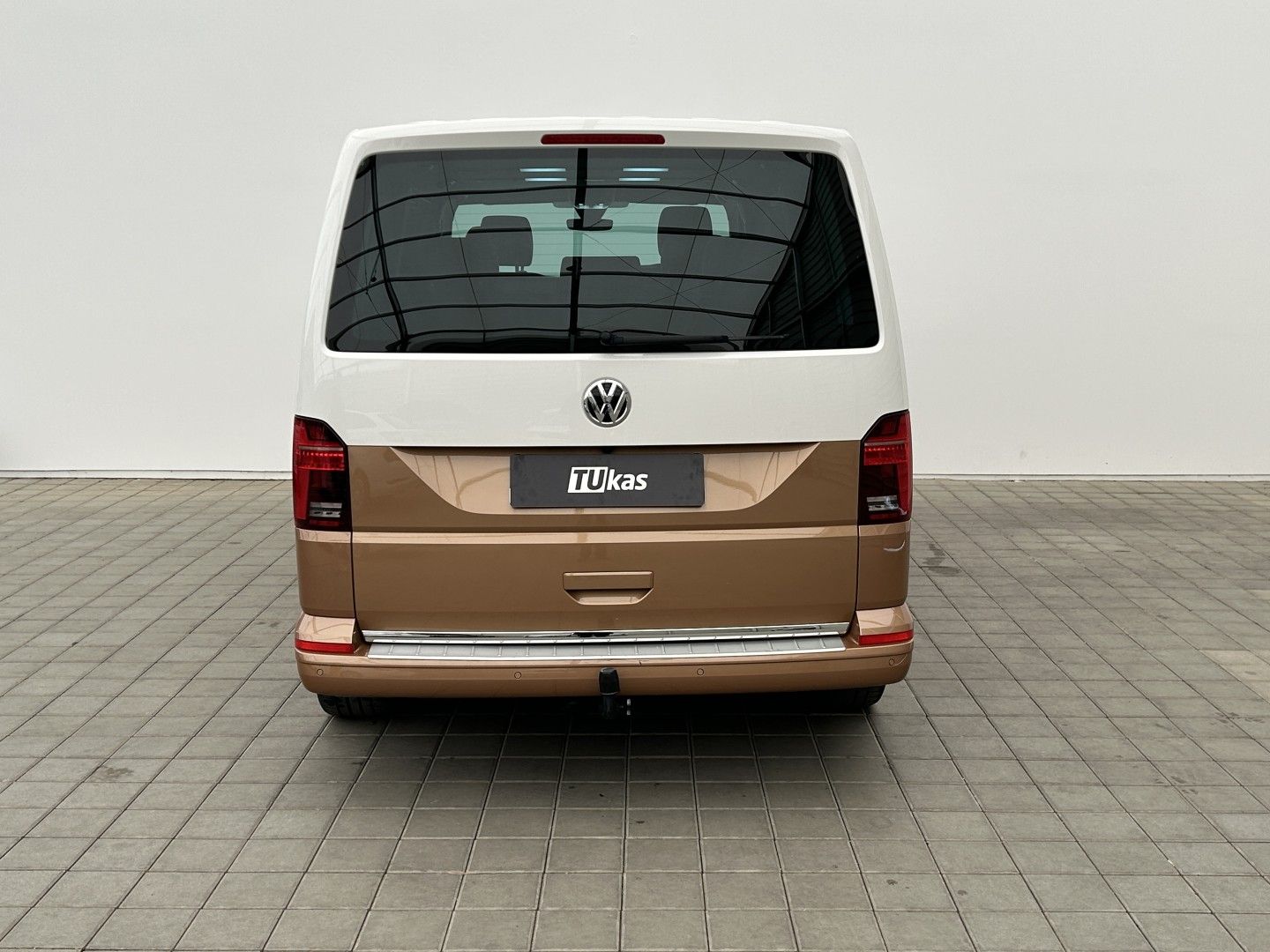 Volkswagen Multivan, 2.0TDi 150kW 4x4  Highline - fotka 5