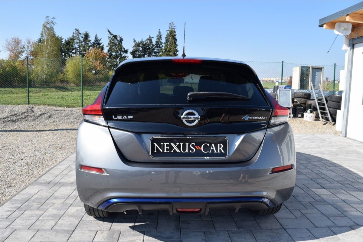 Nissan LEAF, 110KW TEKNA JEDEN MAJITEL - fotka 6