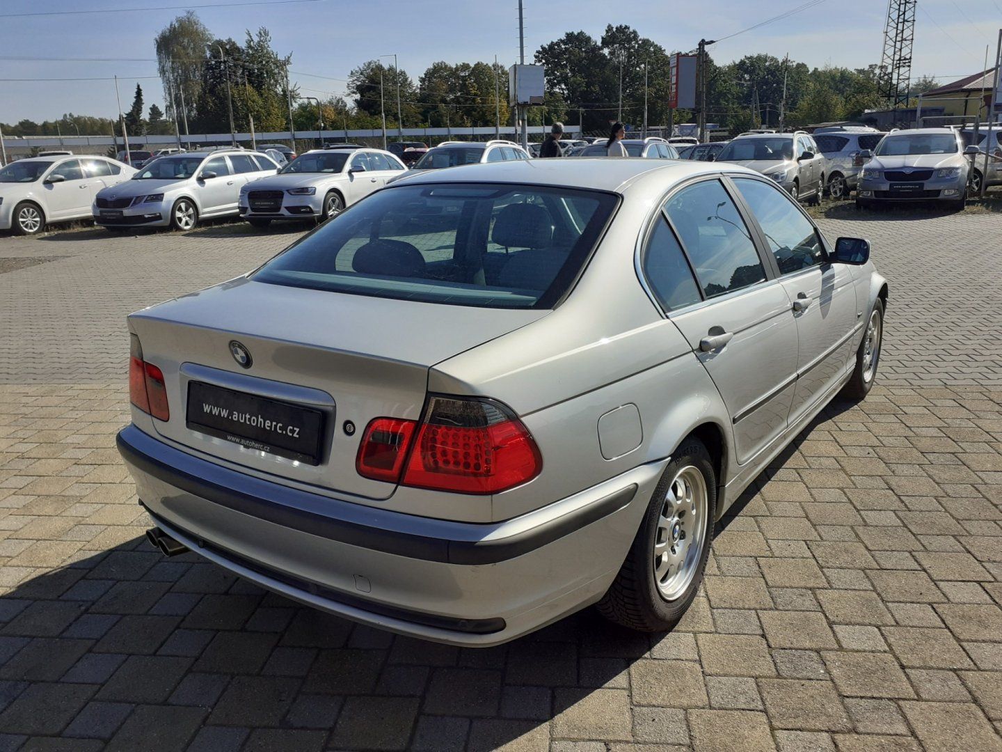 BMW Řada 3, 323i 6V - fotka 4
