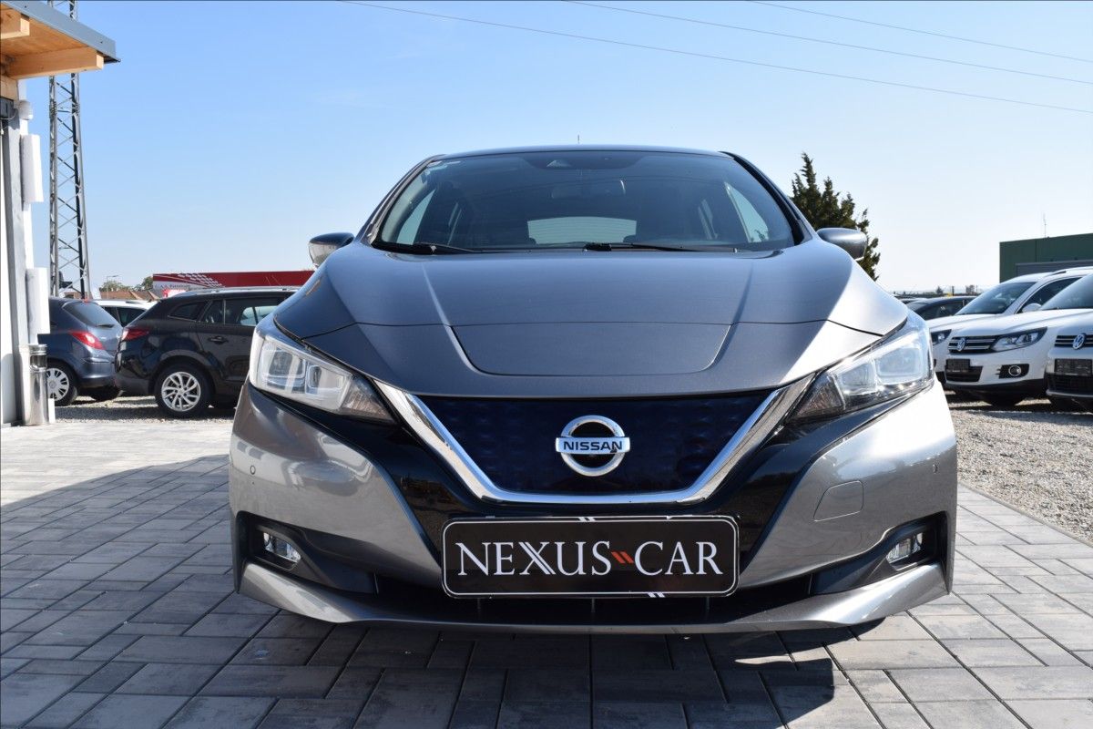 Nissan LEAF, 110KW TEKNA JEDEN MAJITEL - fotka 2
