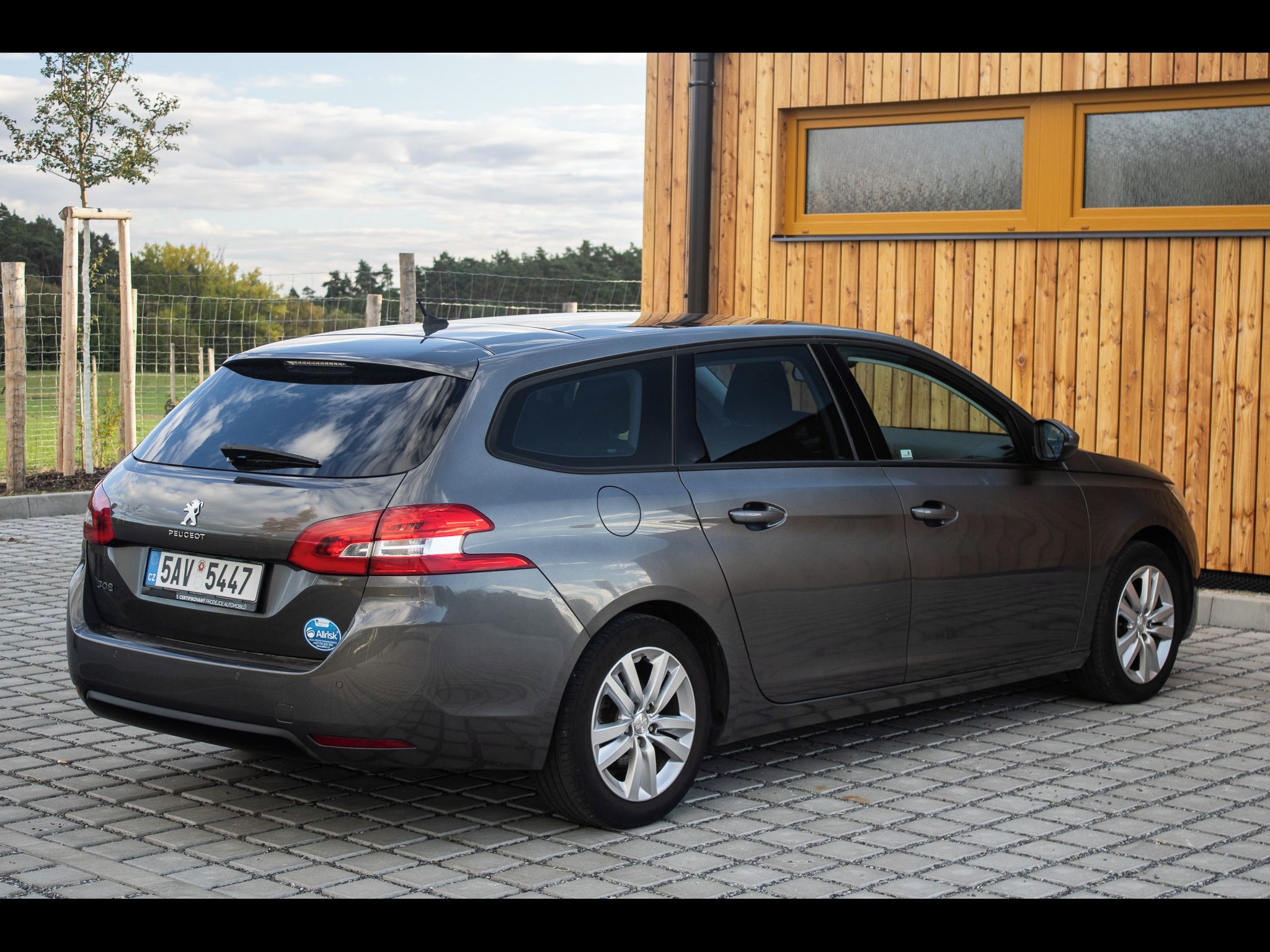 Peugeot 308 - fotka 5
