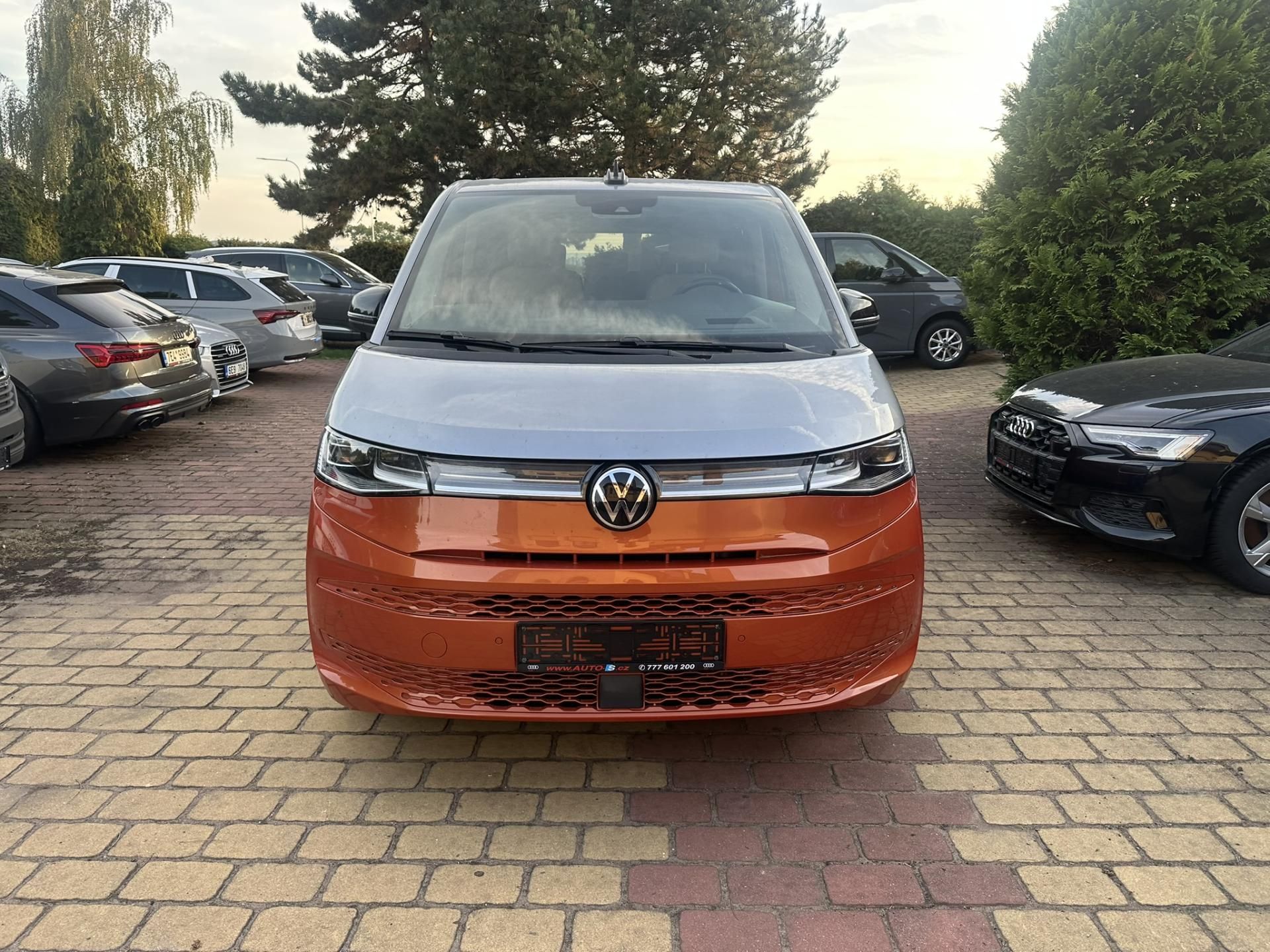Volkswagen Multivan, HIGHLINE, HEAD-UP, STYLE - fotka 2