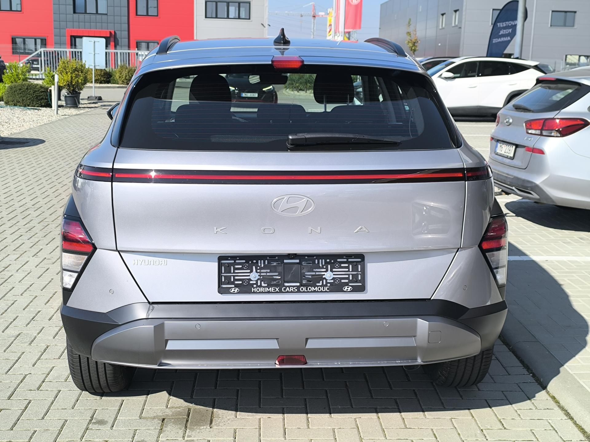 Hyundai Kona, 1,6 T-GDI 2WD MT SMART - fotka 4