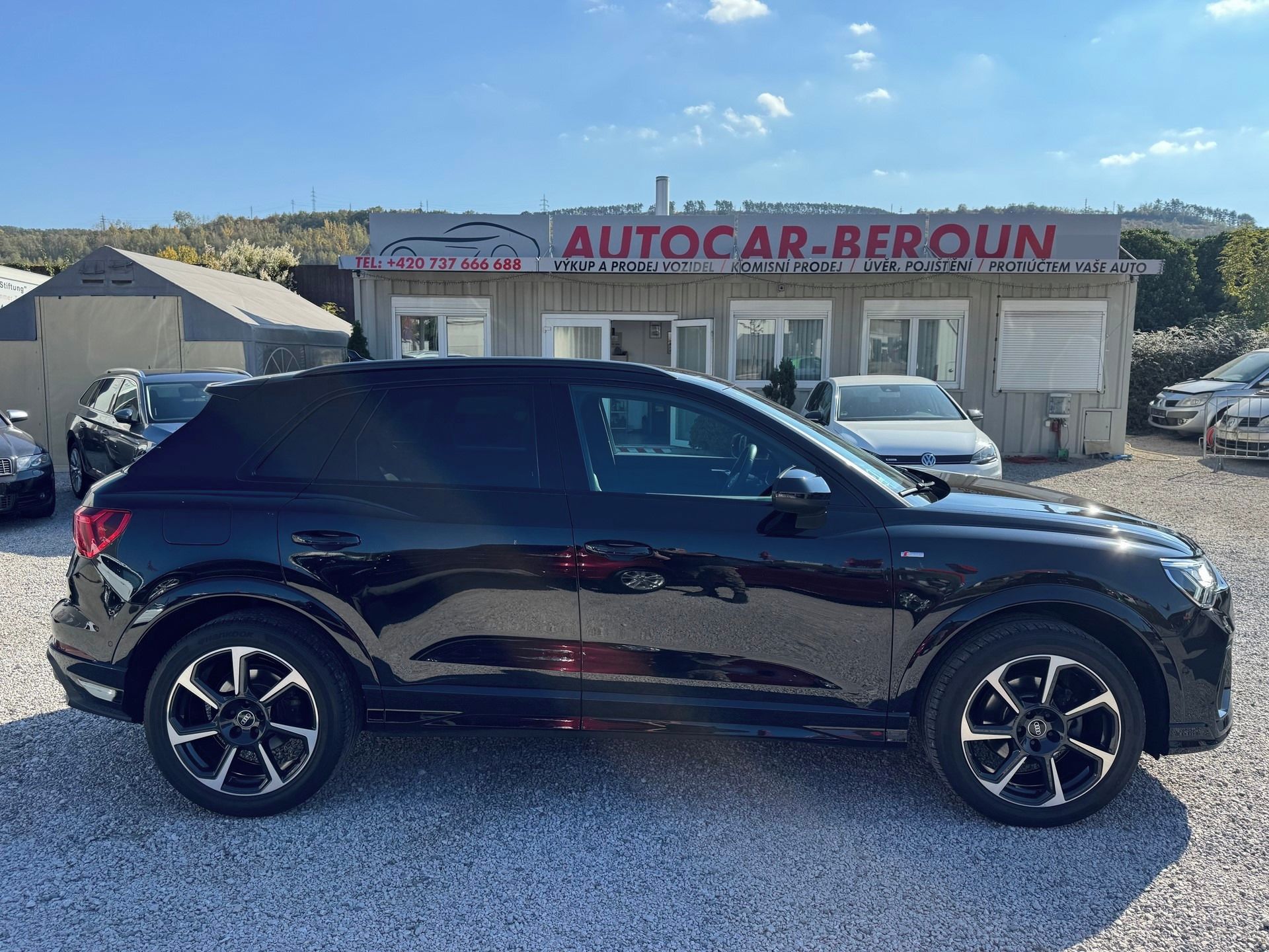 Audi Q3, 2,0 TDi QUATTRO 2x S-LINE LED - fotka 4