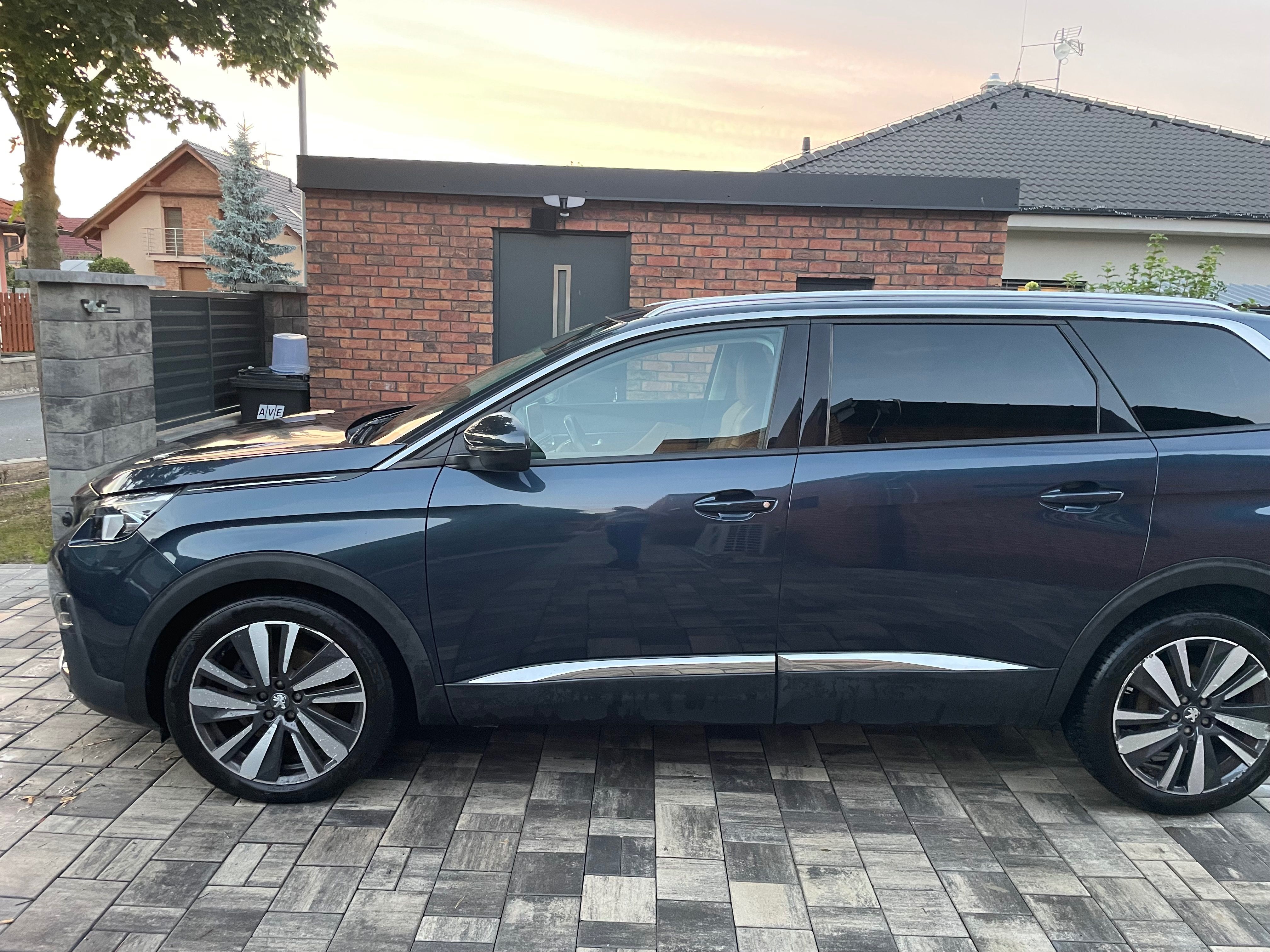 Peugeot 5008, 1.2 - fotka 4