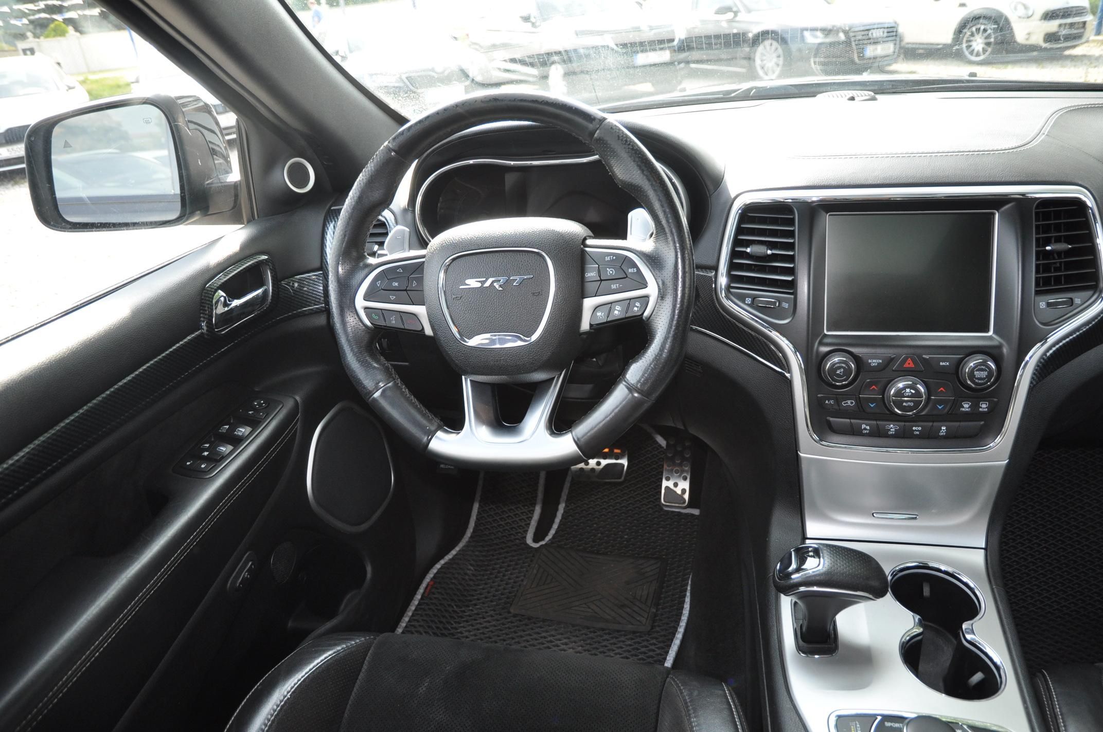 Jeep Grand Cherokee, 6.4i SRT 344kW LPG!!! - fotka 5