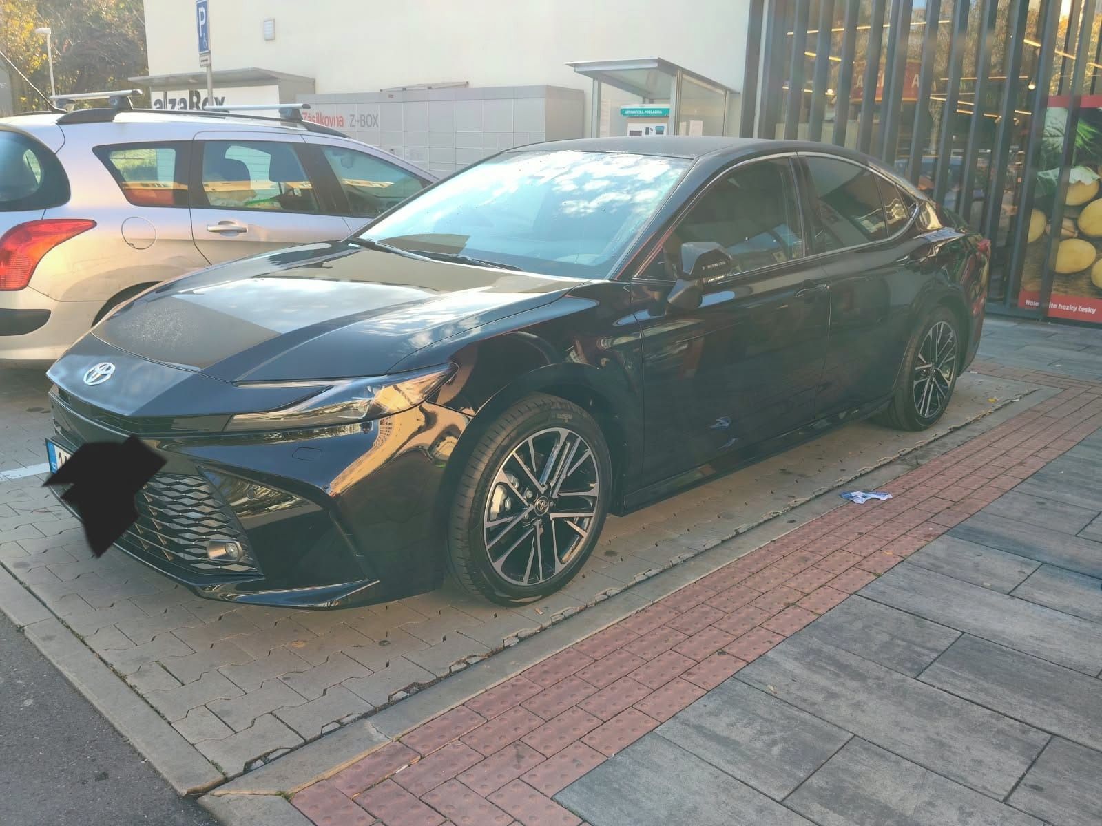 Toyota Camry, 2.5 hybrid Exicutive (VIP) - fotka 4