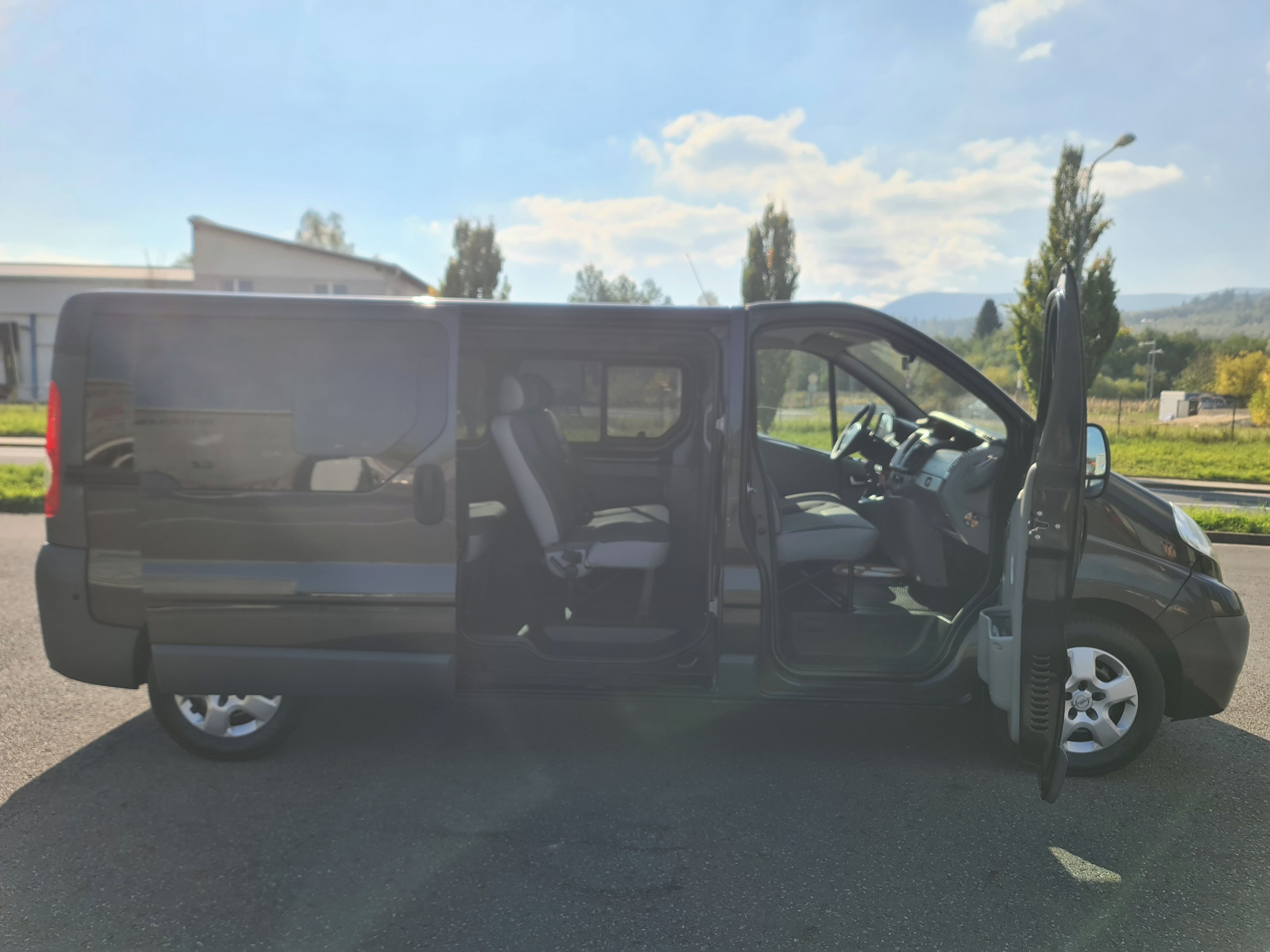 Opel Vivaro, LONG 2.0 CDTi KLIMA 9-MÍST SER