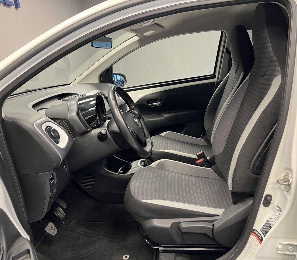 Toyota Aygo, 1.0 X-PLAY - fotka 6