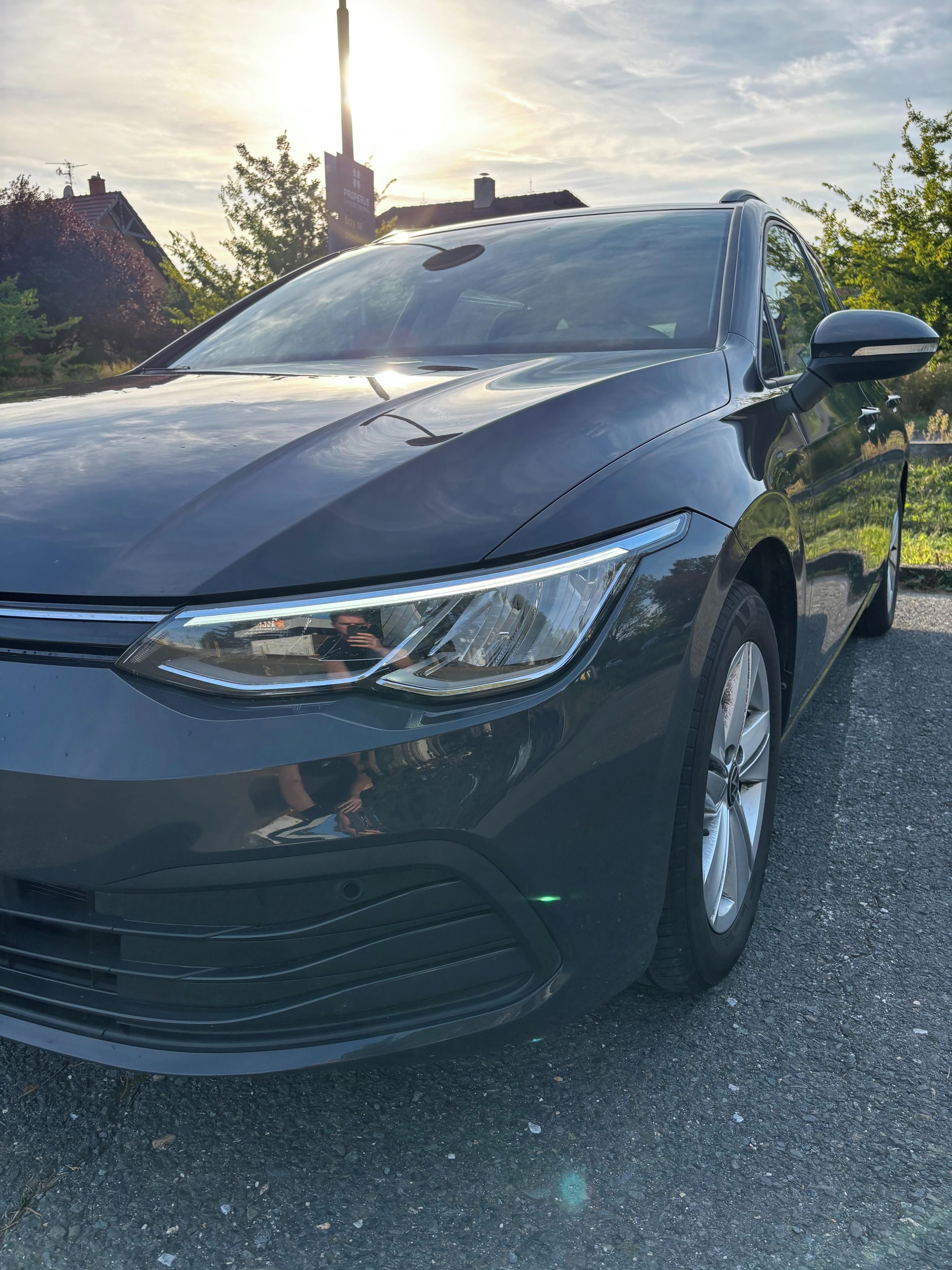 Volkswagen Golf, 1,5 TSI NEBOURANÝ NELAKOVANÝ - fotka 4