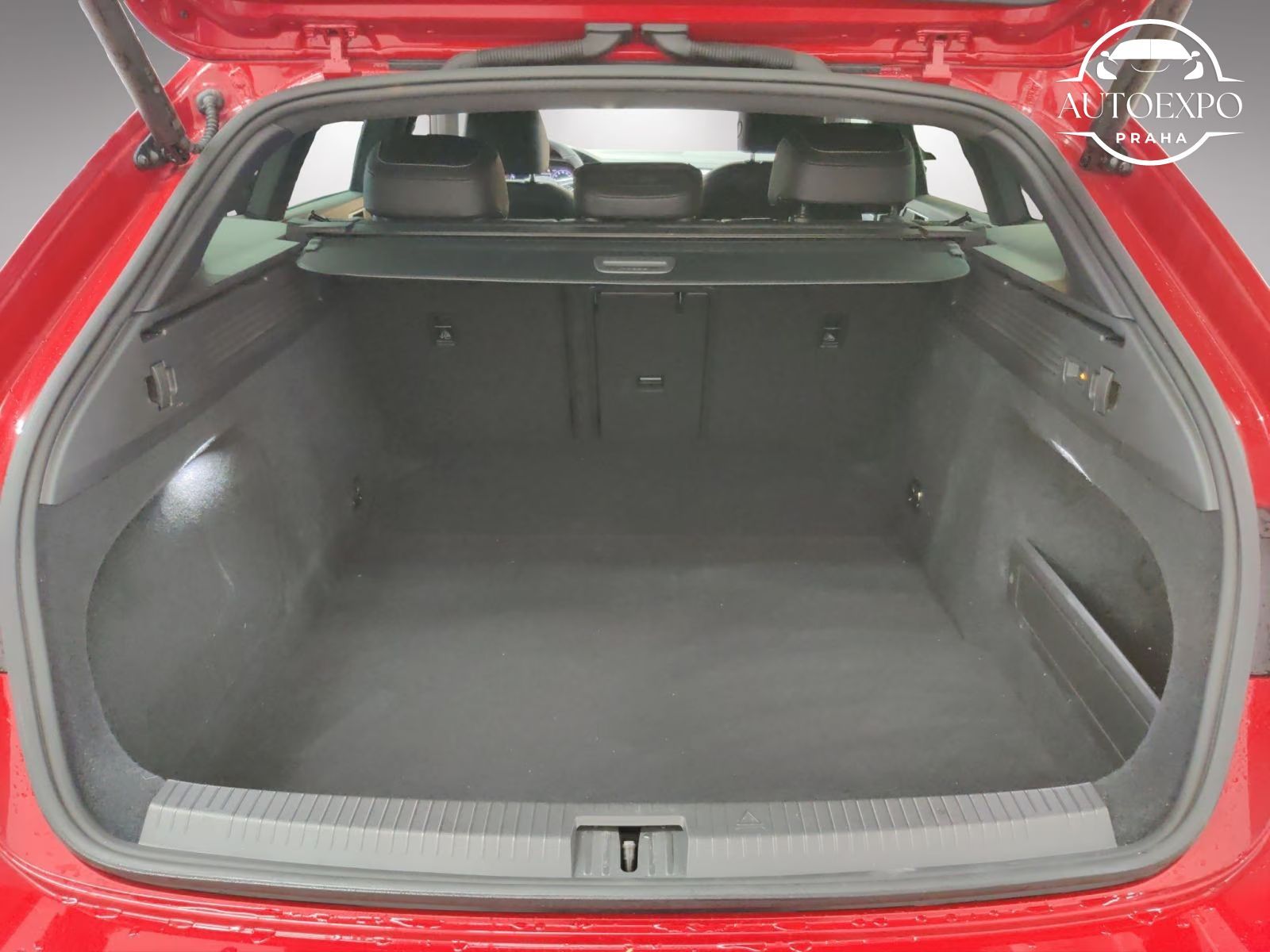 Volkswagen Arteon, Shooting Brake R-Line 2.0 TSI* - fotka 6