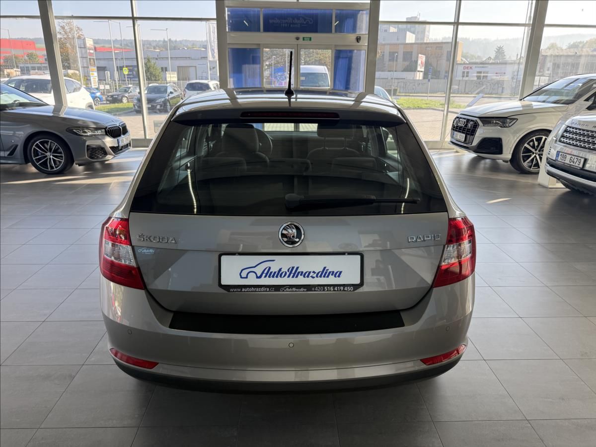 Škoda Rapid, 1,2   TSI 81kW,SERVISKA,1.MAJI - fotka 5
