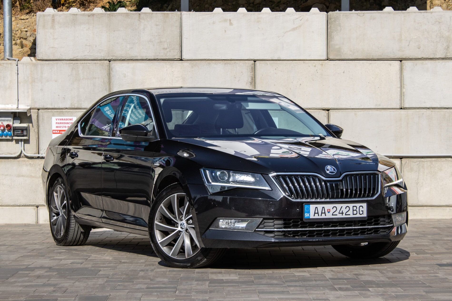 Škoda Superb - fotka 3