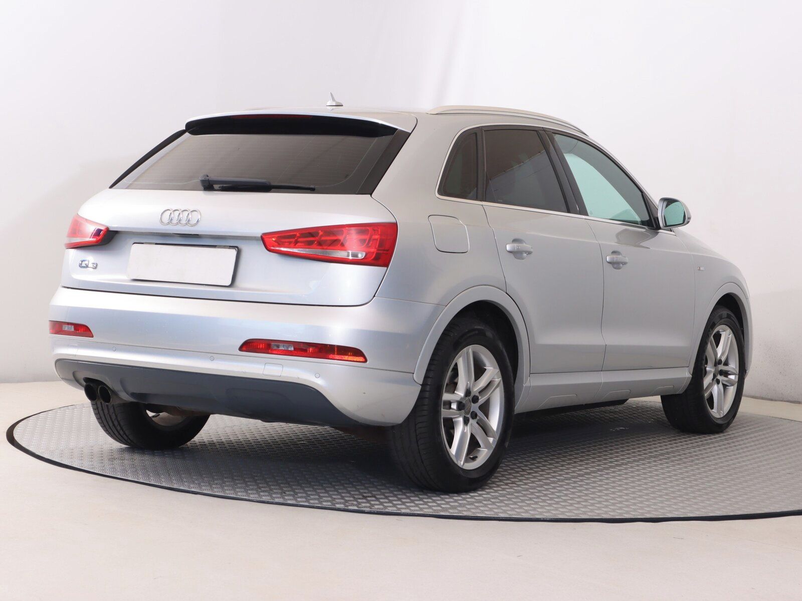 Audi Q3, 2.0 TDI, 4X4, Automat - fotka 5