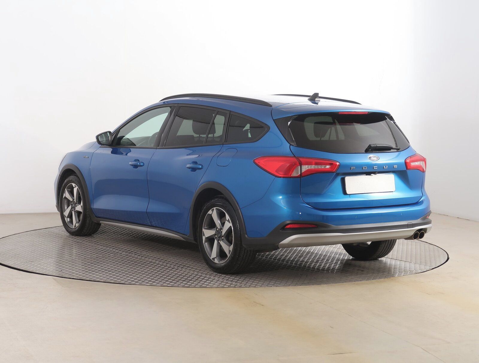 Ford Focus, 1.0 EcoBoost, Automat - fotka 4