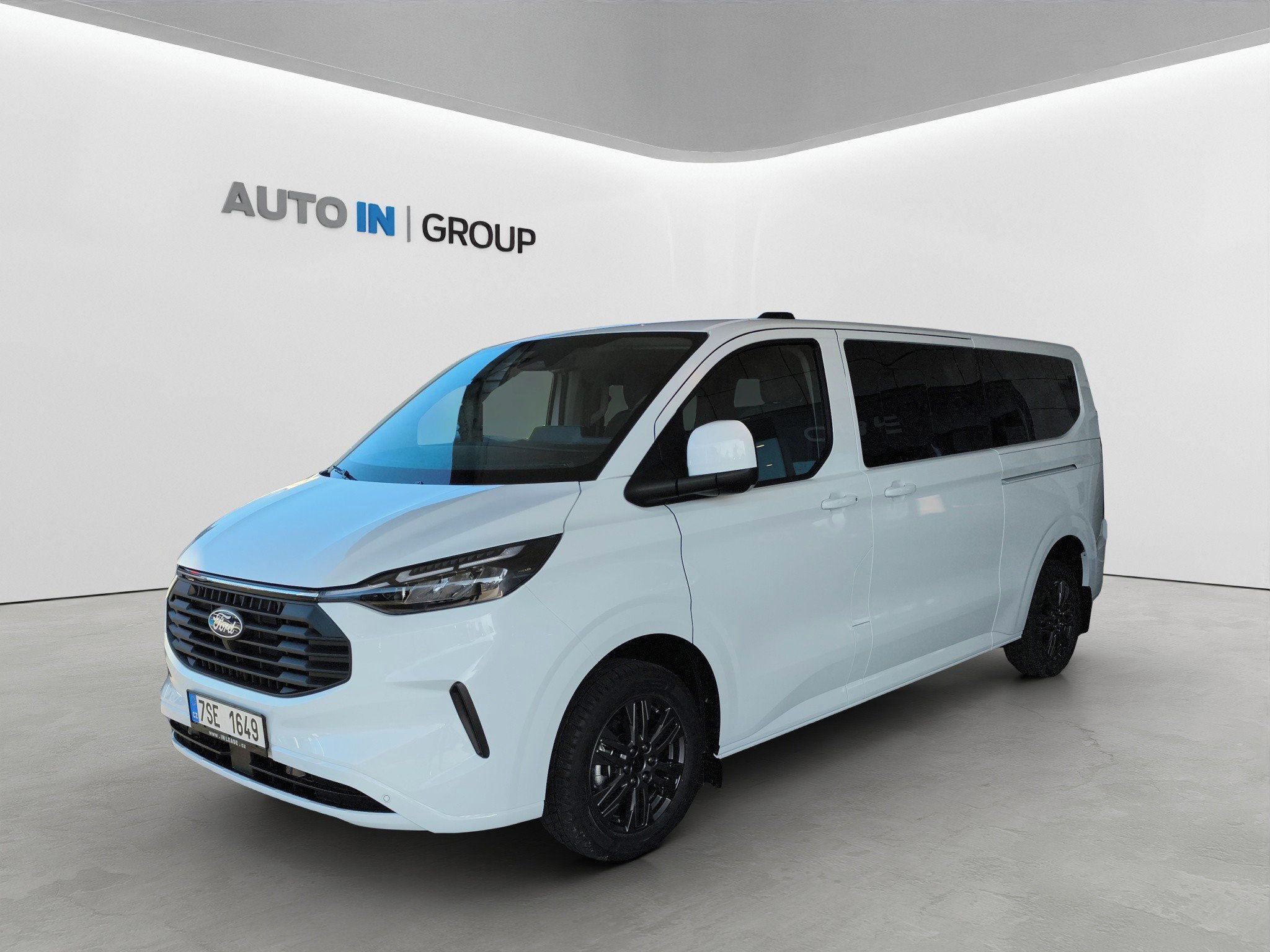 Ford Transit Custom, kombi 2.0 EcoBlue TDI L2 - fotka 2