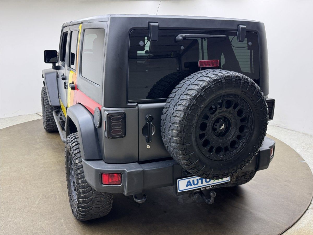 Jeep Wrangler, 3,6 209kW AT PENTASTAR SERVIS - fotka 6