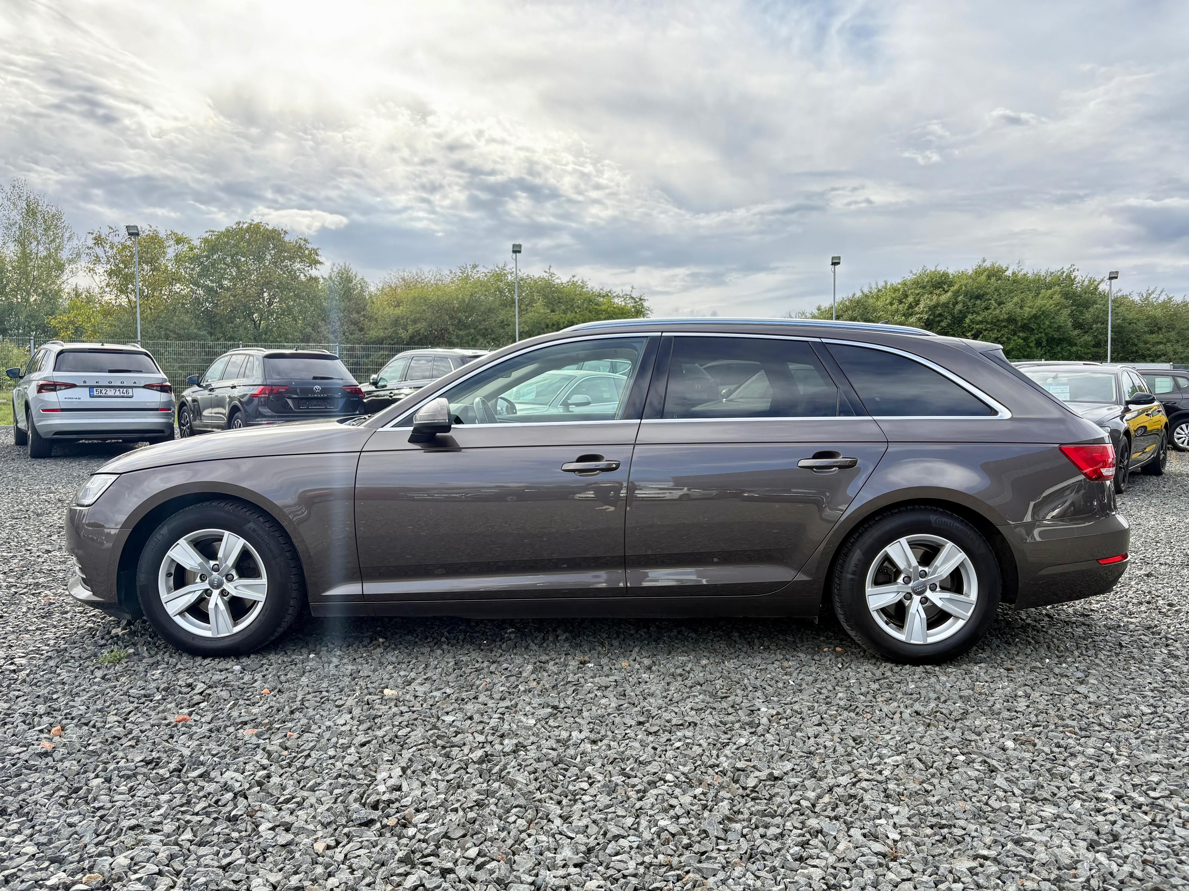 Audi A4 Avant, 2.0TDi 110kw Automat DPH - fotka 5