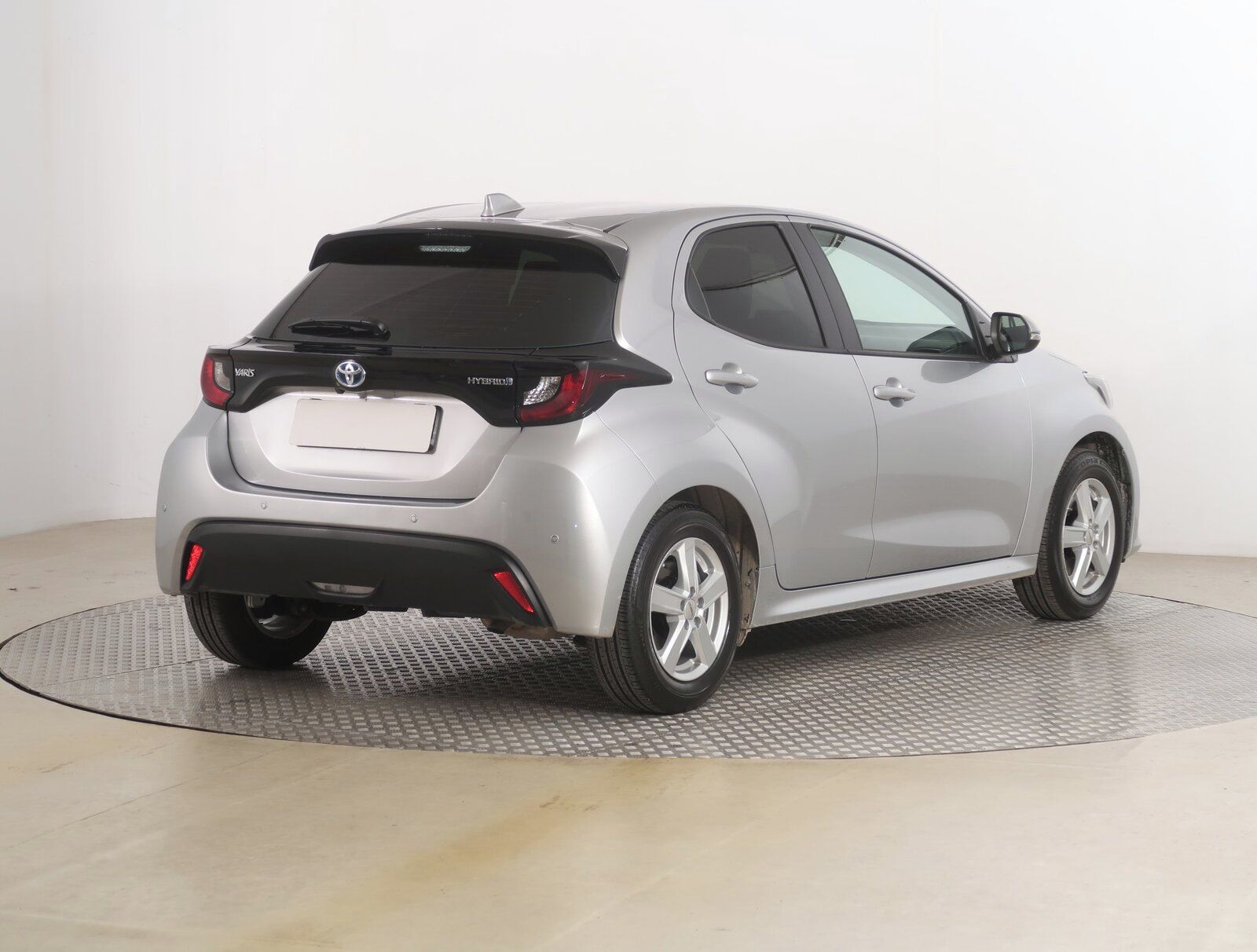 Toyota Yaris, 1.5 VVT-i Hybrid, Automat - fotka 5