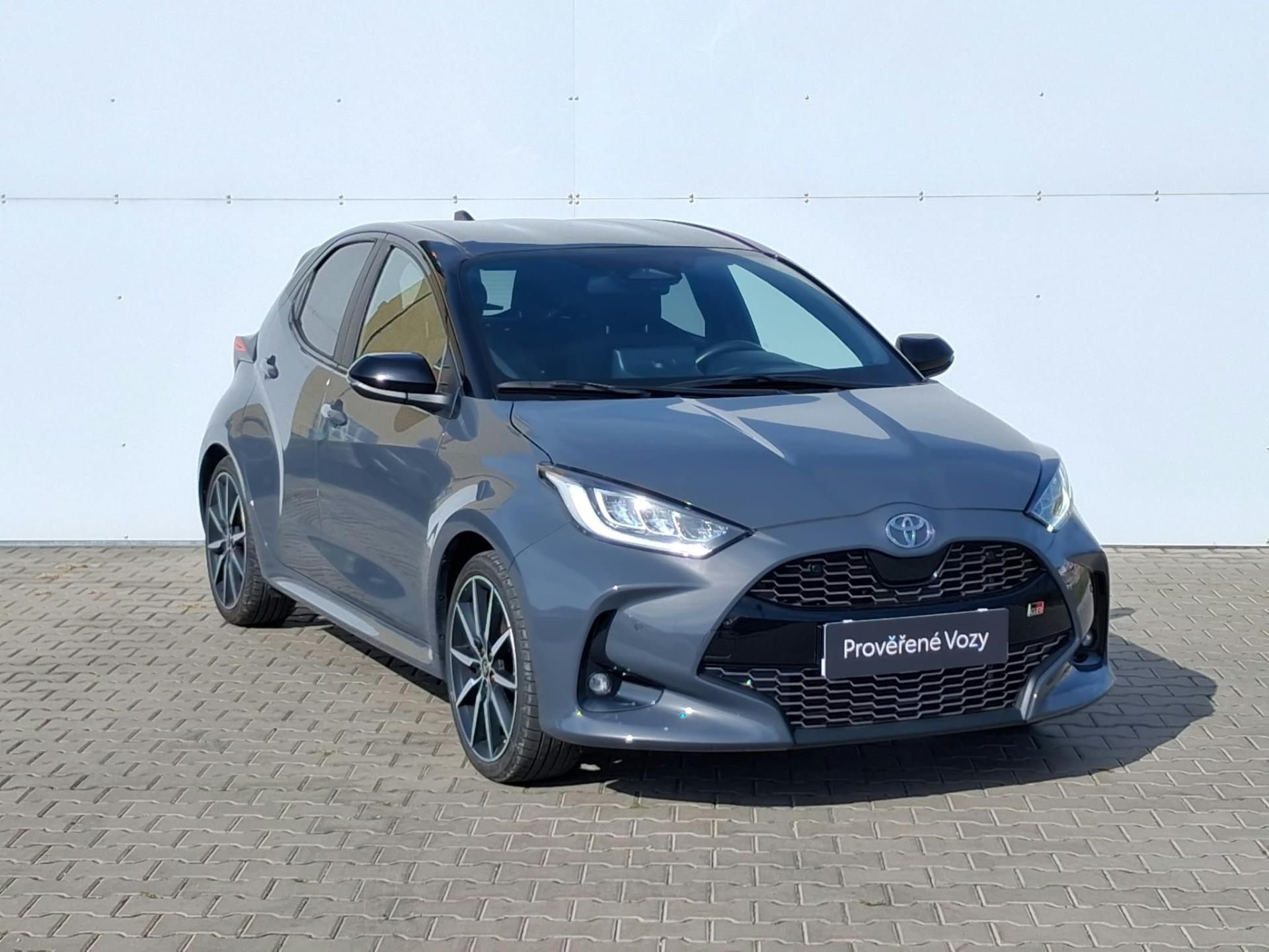 Toyota Yaris, 1.5 HSD e-CVT GR-Sport - fotka 6