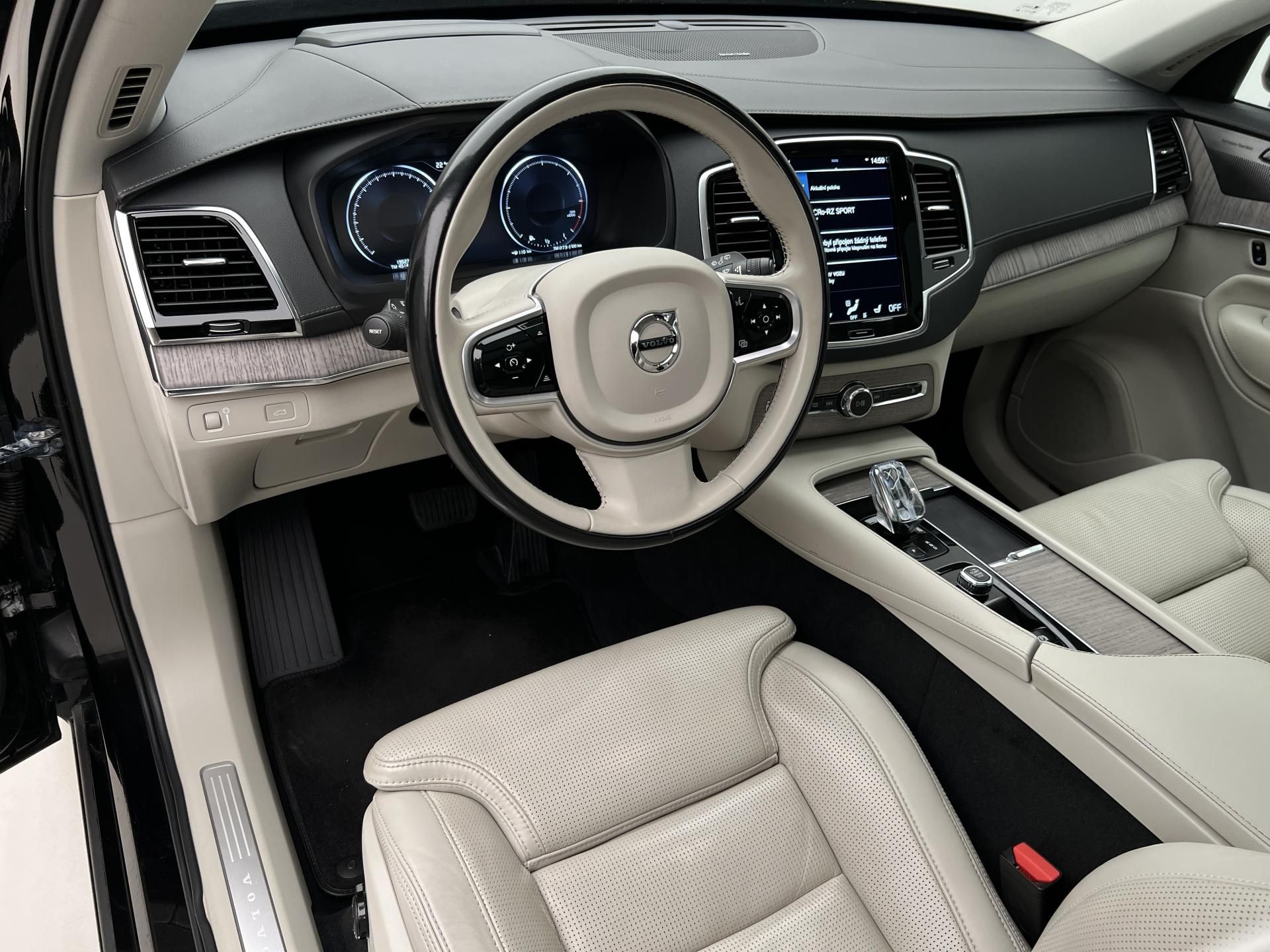 Volvo XC90, B5 AWD INSCRIPTION CZ 1. maj. - fotka 4