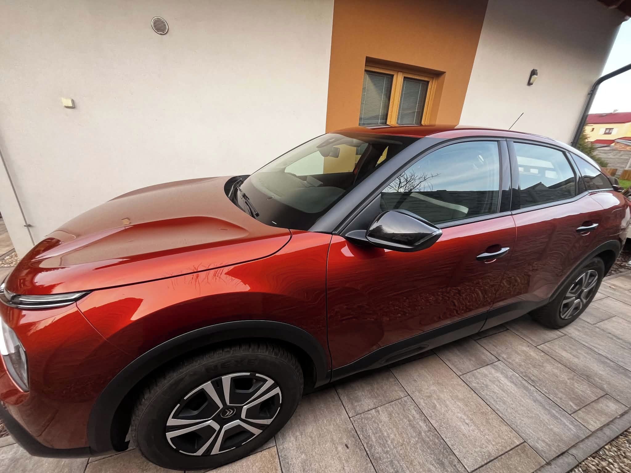 Citroën C4, Citroën C4 1.2 PureTech 74 kW - fotka 5