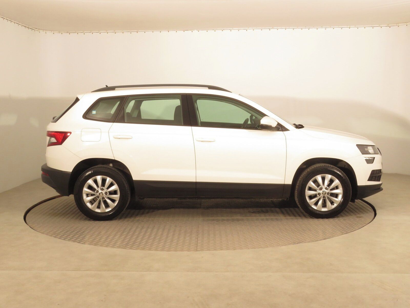 Škoda Karoq, 1.6 TDI, Ambition, Navi - fotka 6