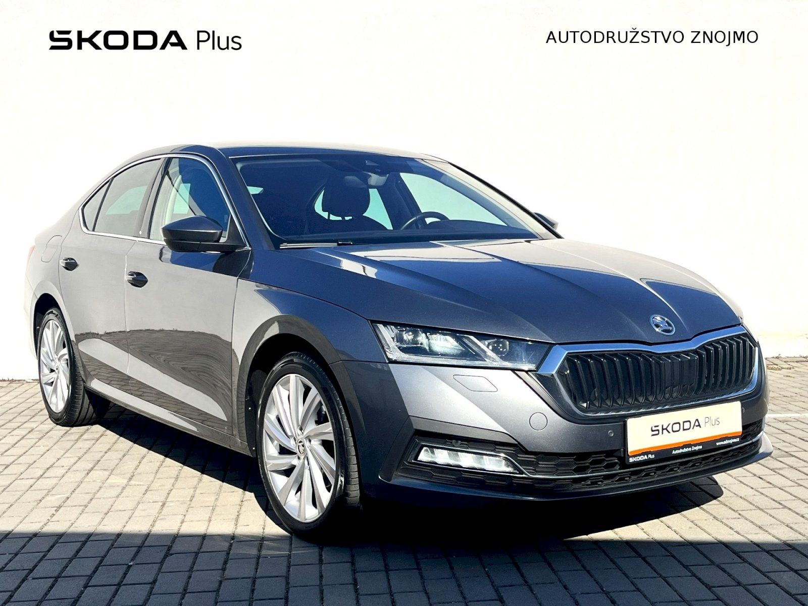 Škoda Octavia, 2,0TDI 110KW DSG STYLE - fotka 6