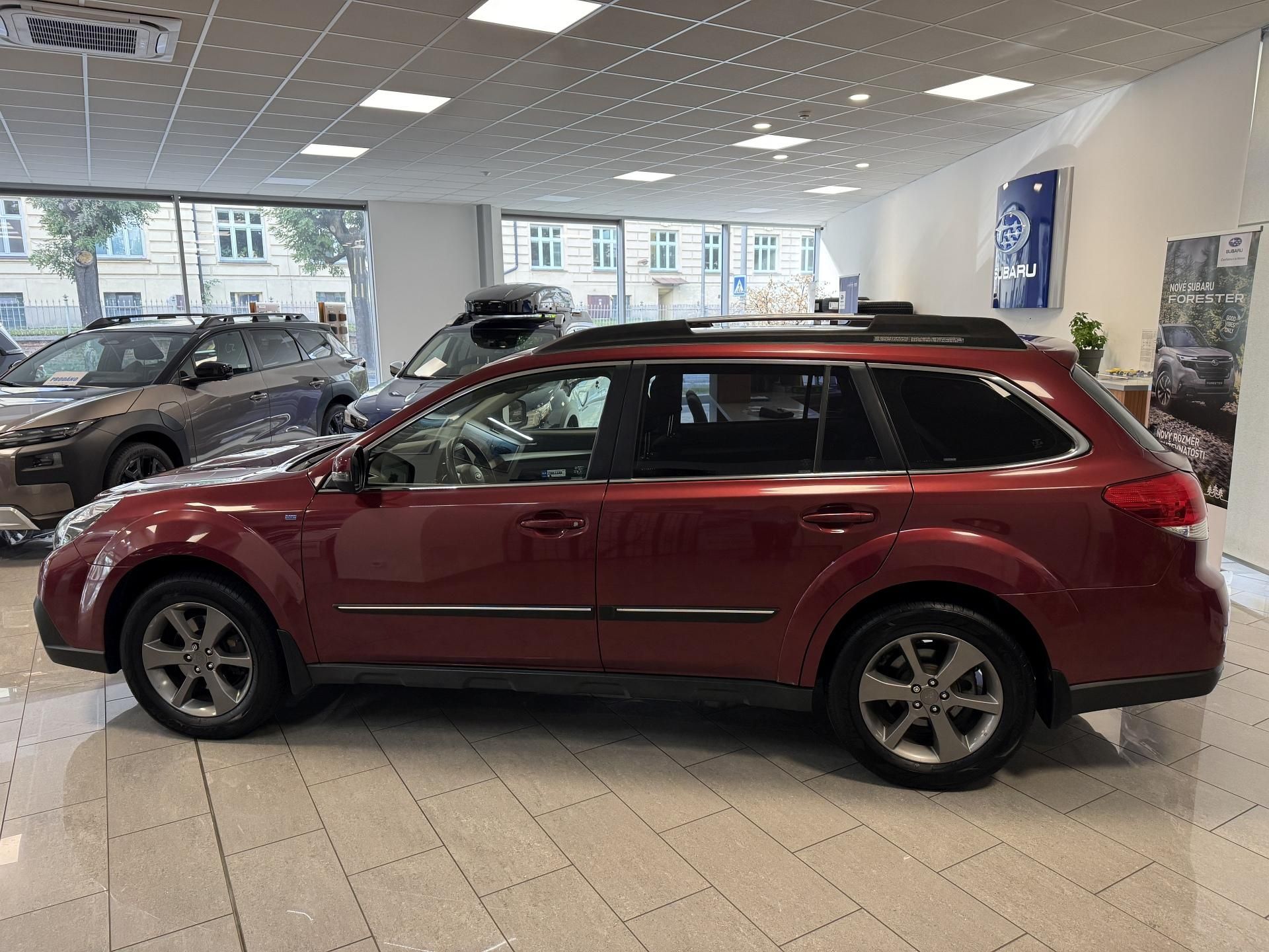 Subaru Outback, 2.0D Comfort Cross Line CVT,CZ - fotka 2