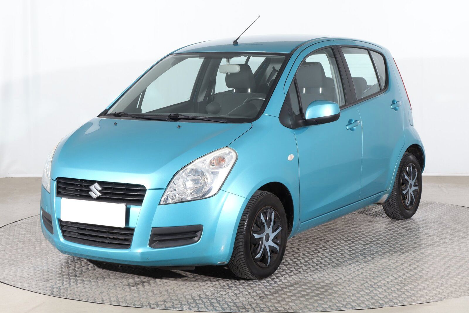 Suzuki Splash, 1.0 12V, Serv.kniha, Klima - fotka 2