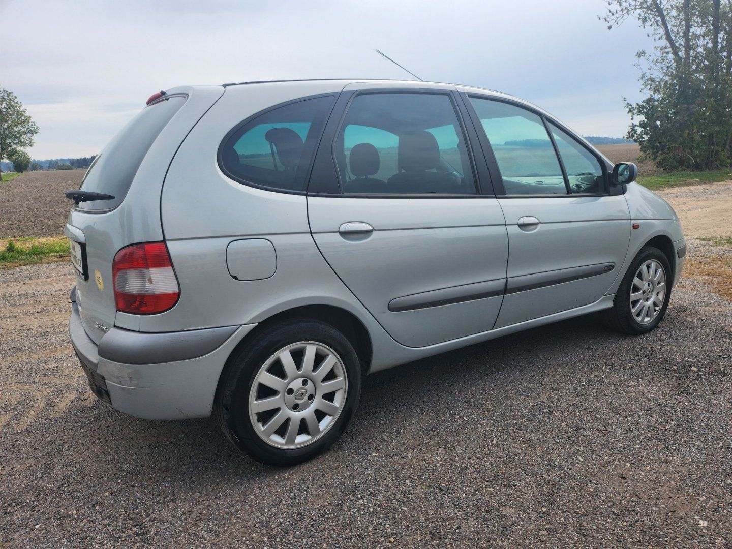 Renault Mégane, 2.0 16V i - fotka 4