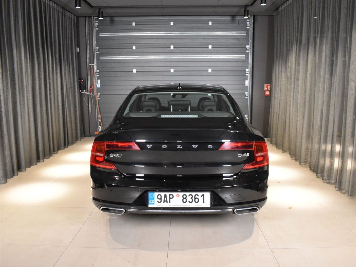 Volvo S90, 2,0 D4 Inscription - fotka 5
