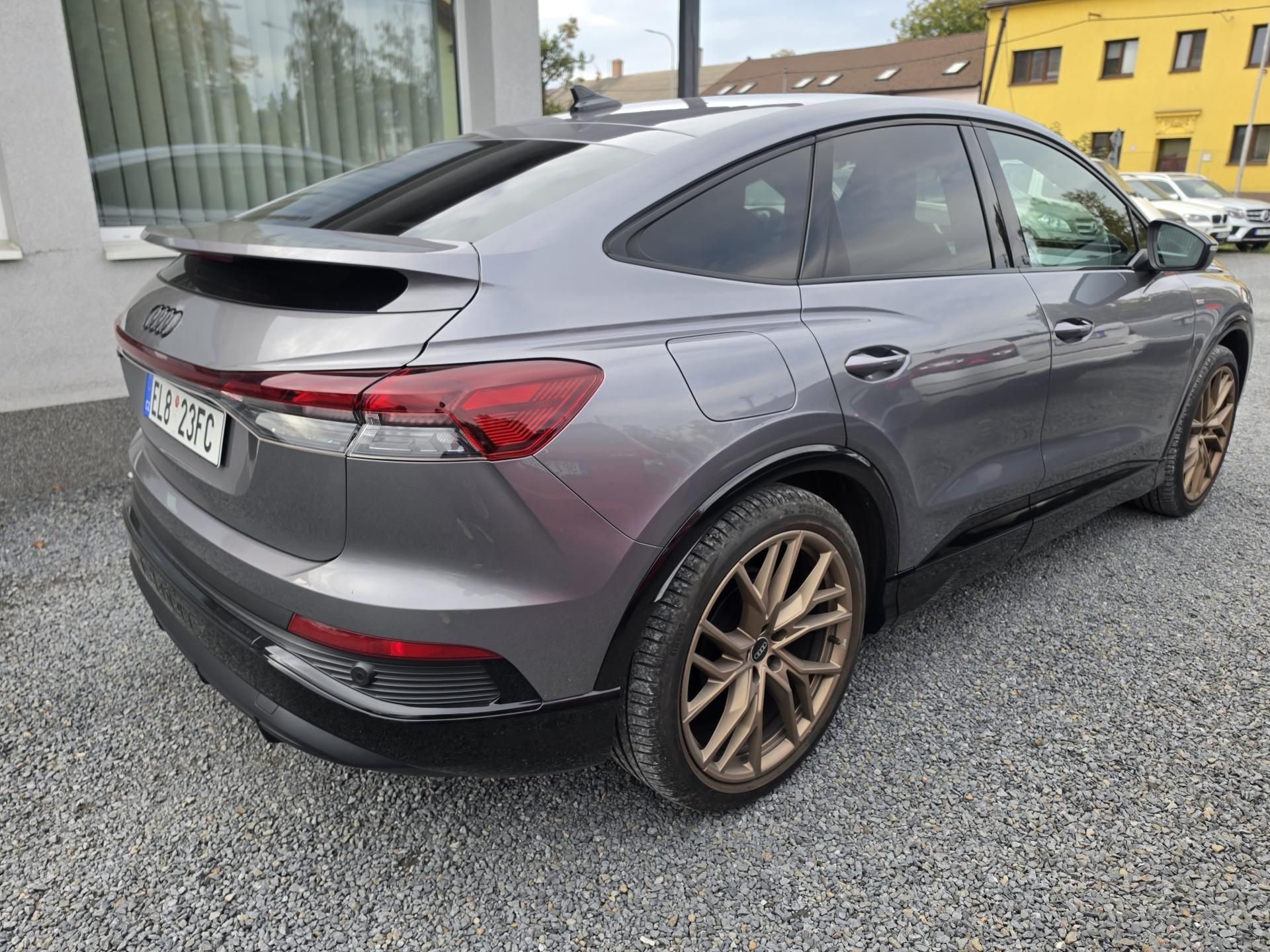 Audi Q4 e-tron, 40 150KW Sportback Sonos Matri - fotka 4
