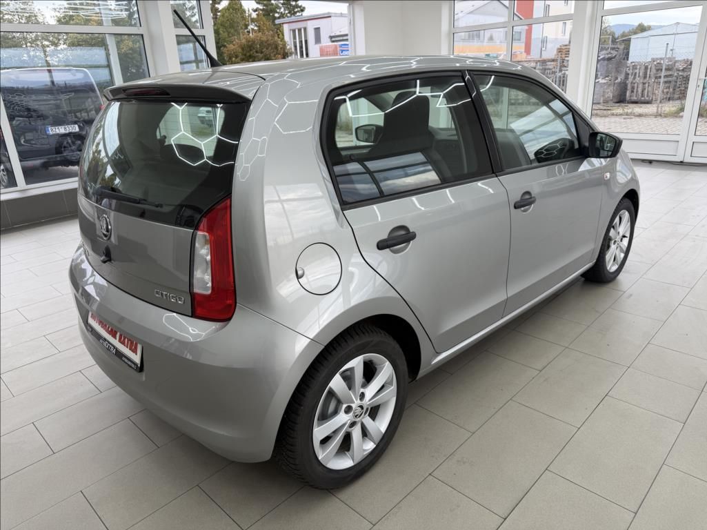 Škoda Citigo, 1,0 MPI, Klimatizace - fotka 5