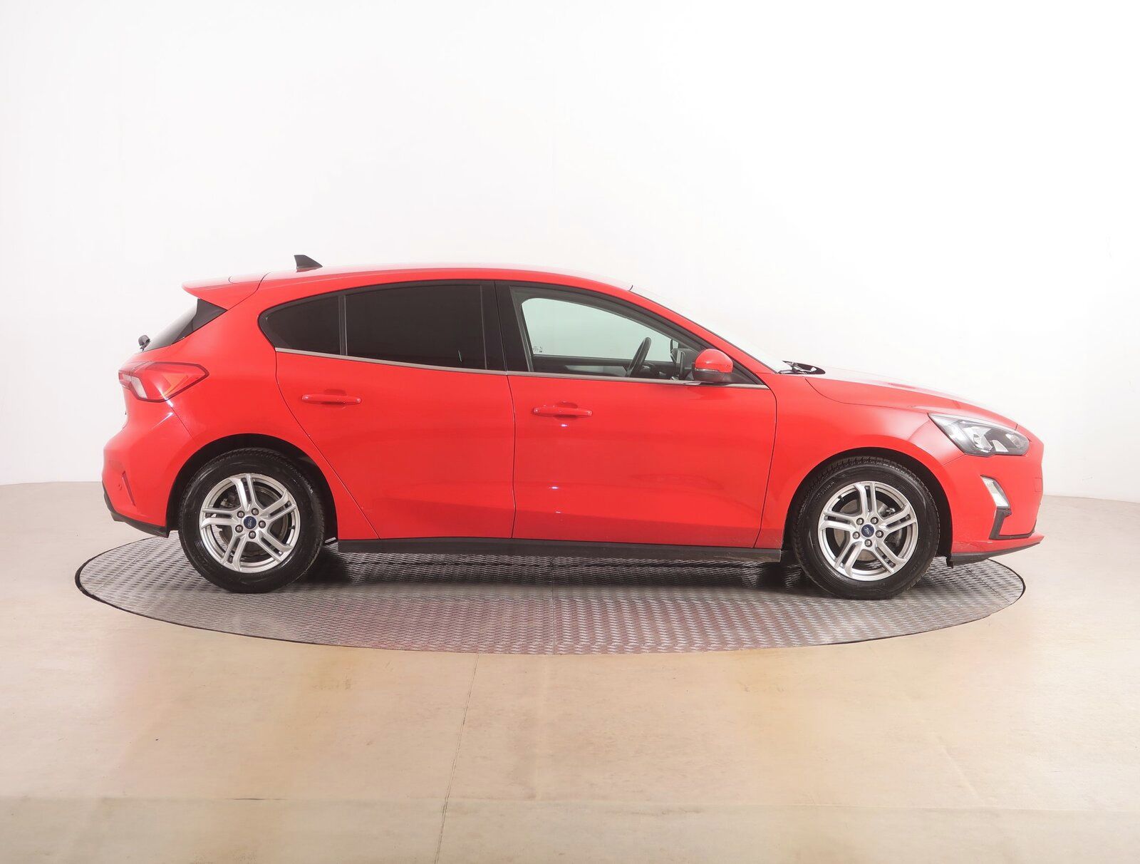 Ford Focus, 1.0 EcoBoost - fotka 6