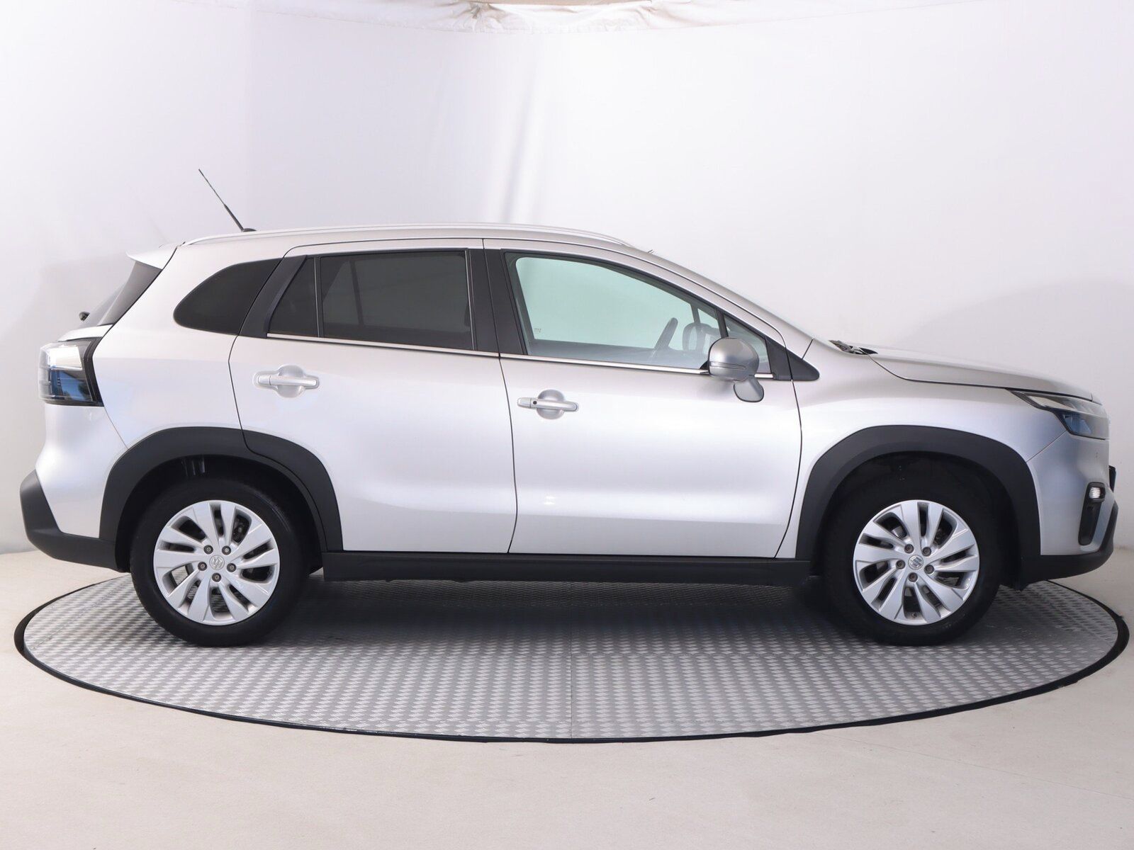 Suzuki SX4 S-Cross, 1.4 BoosterJet, Serv.kniha - fotka 6