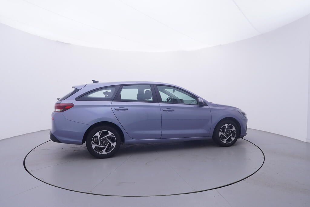 Hyundai i30, Comfort 1.0 GDI 73 kW - fotka 6