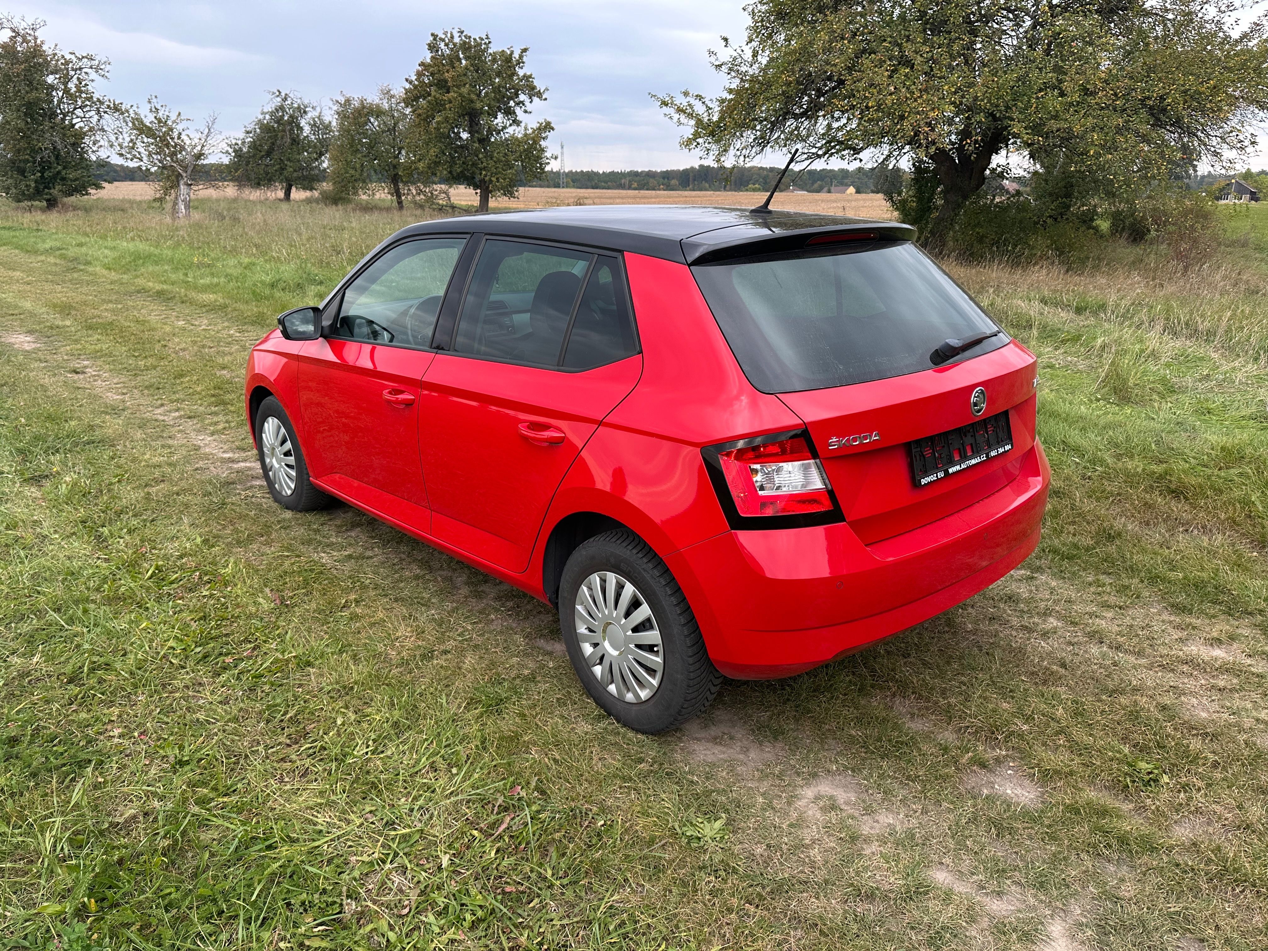 Škoda Fabia, 1.4TDI-66KW-LED DENNI SVICENI - fotka 4