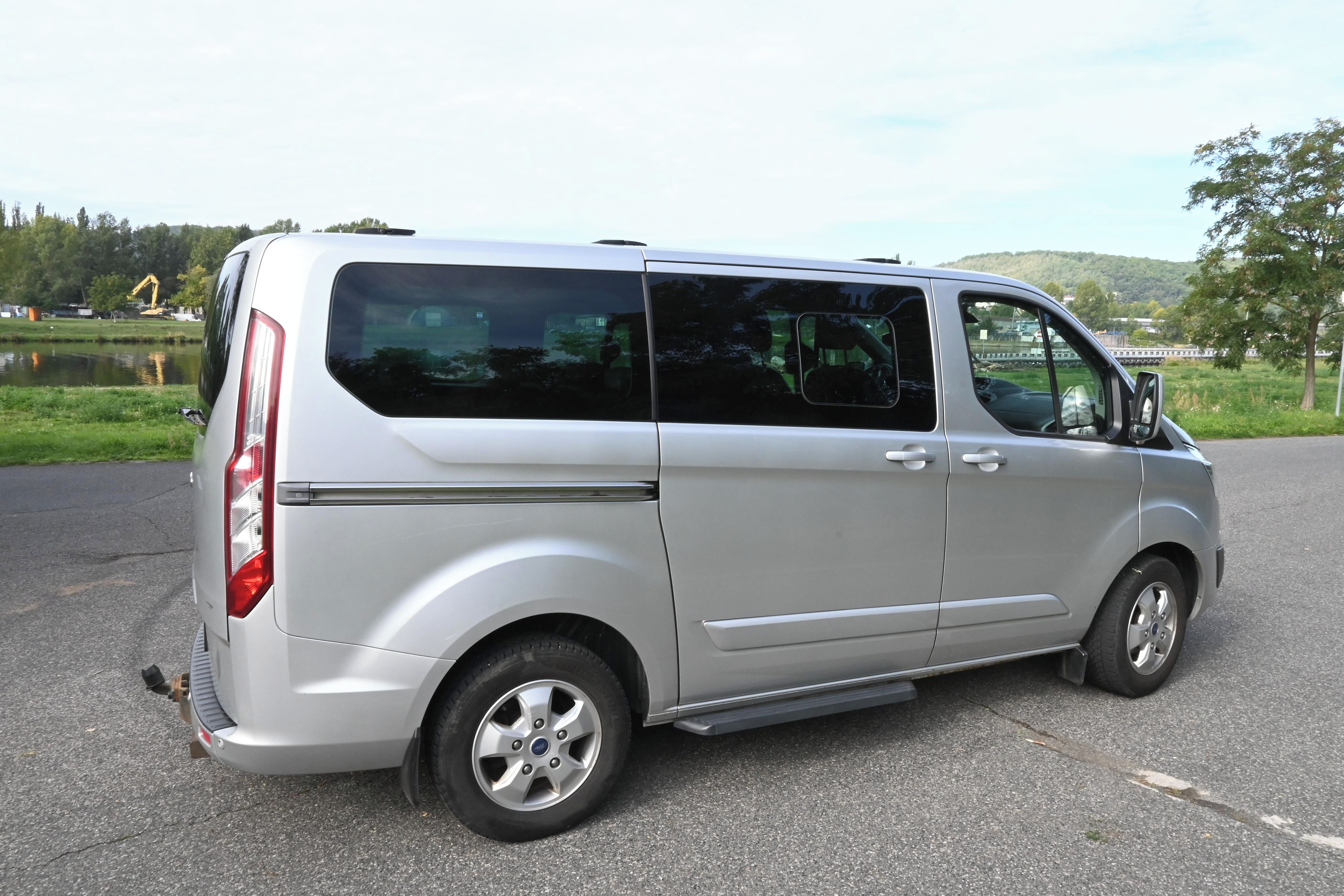 Ford Tourneo Custom, Ford Tourneo Custom 2.2 D - fotka 5